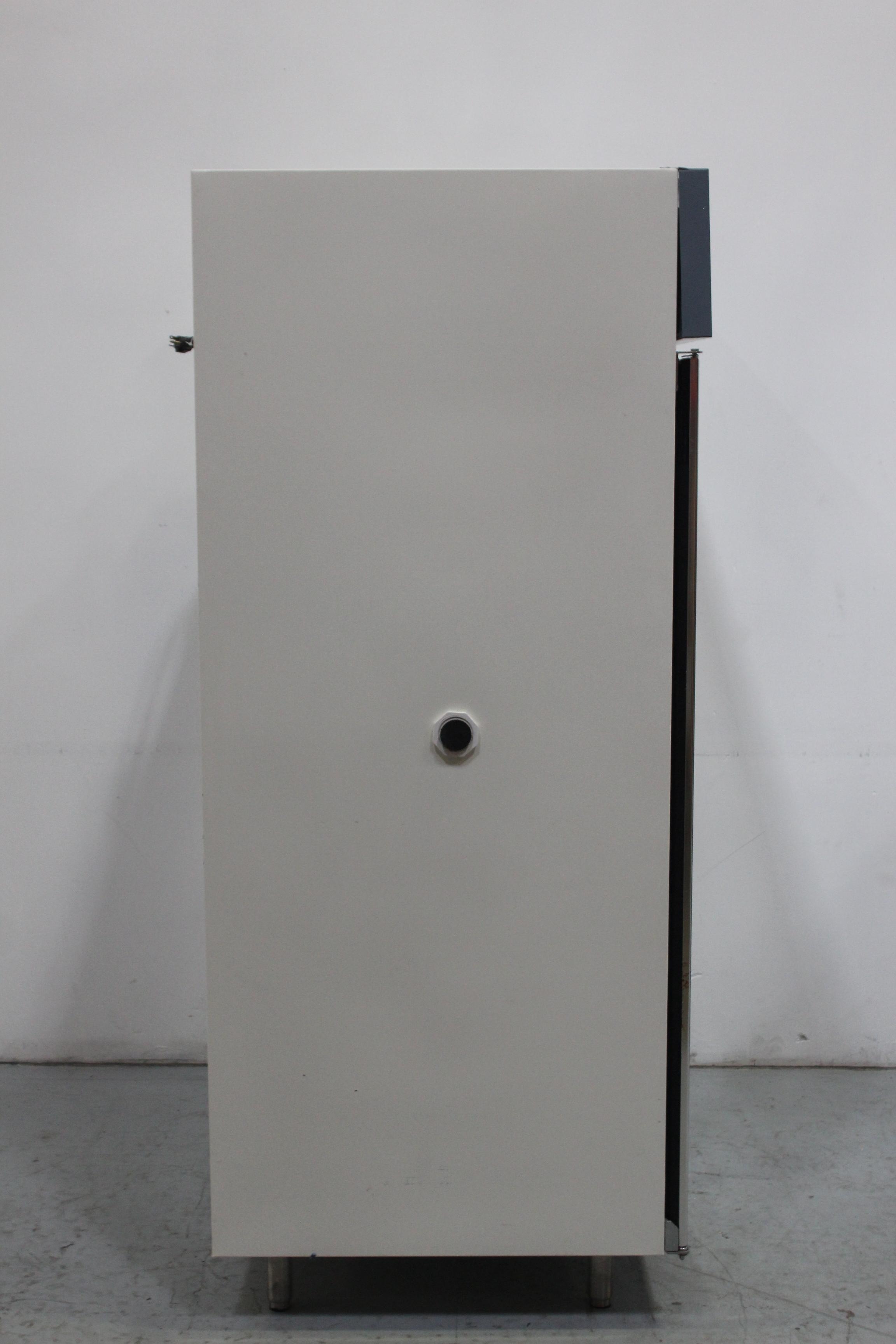 Thermo 3787 Chromatography Refrigerator 84in H 1-13C Dual Pane Glass