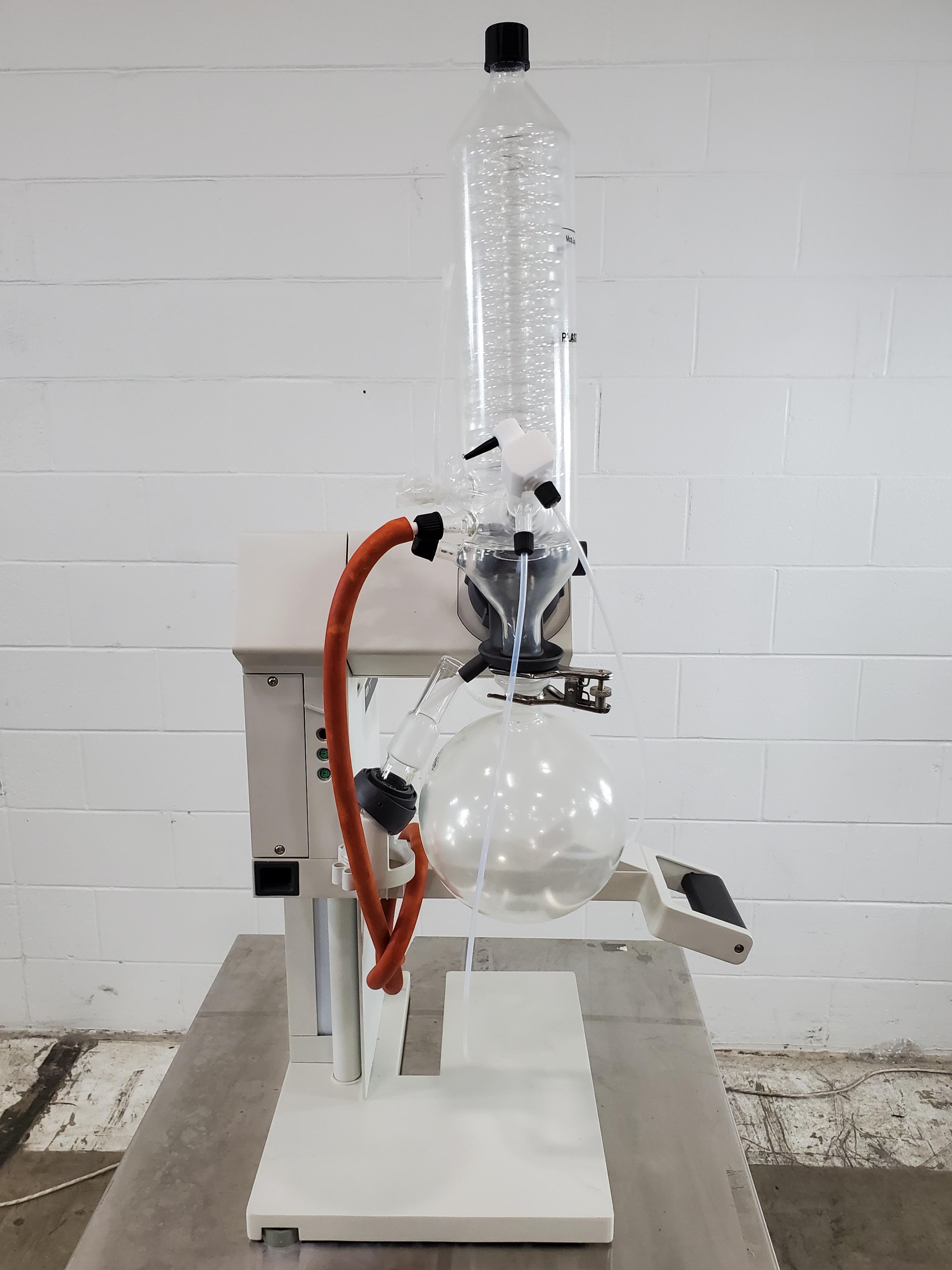 BUCHI Rotovapor R-300 Evaporator 20-220C 50-5000mL Manual/Auto Lift Used