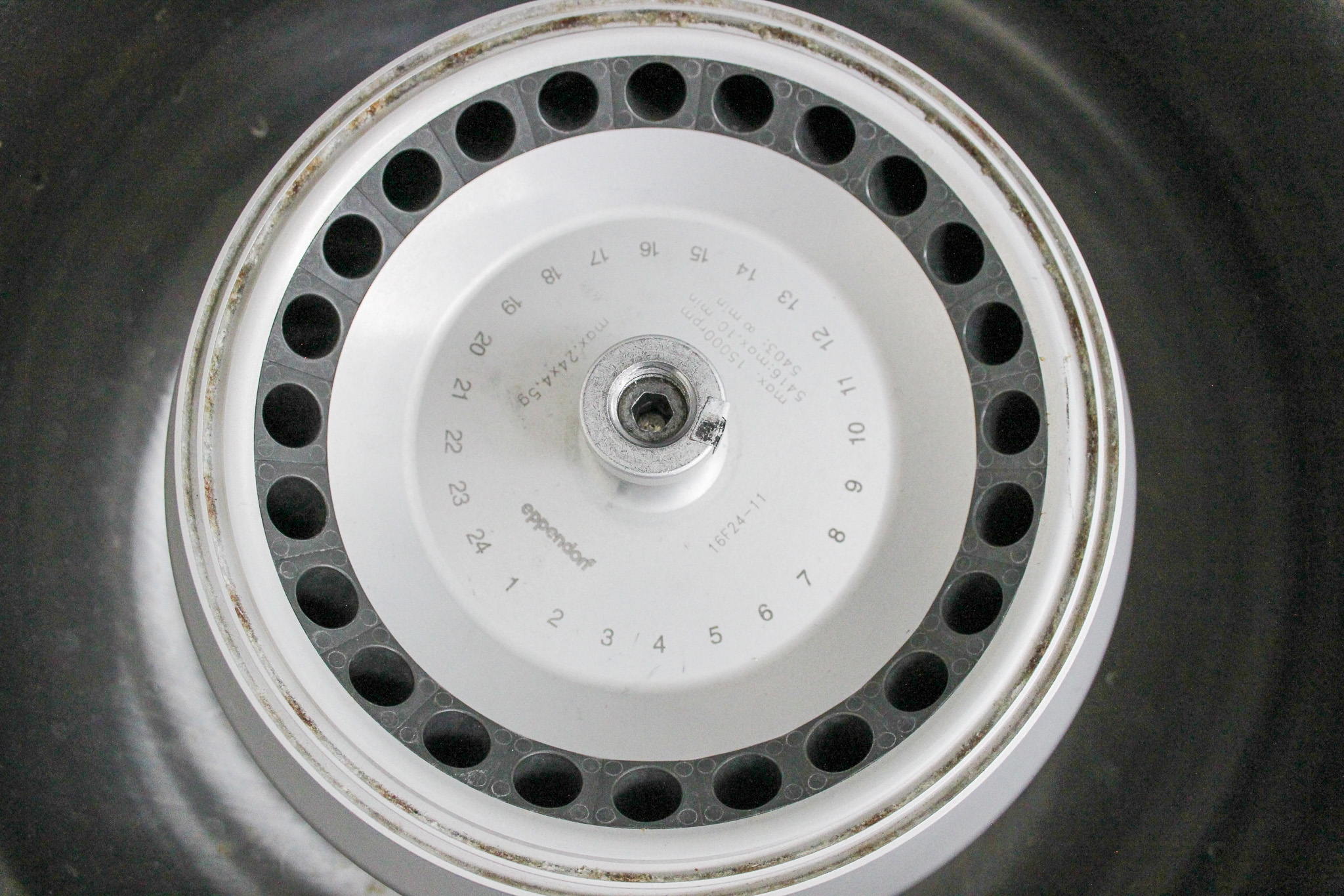 Eppendorf 5403 Benchtop Centrifuge Refrigerated 15000RPM Tested Used