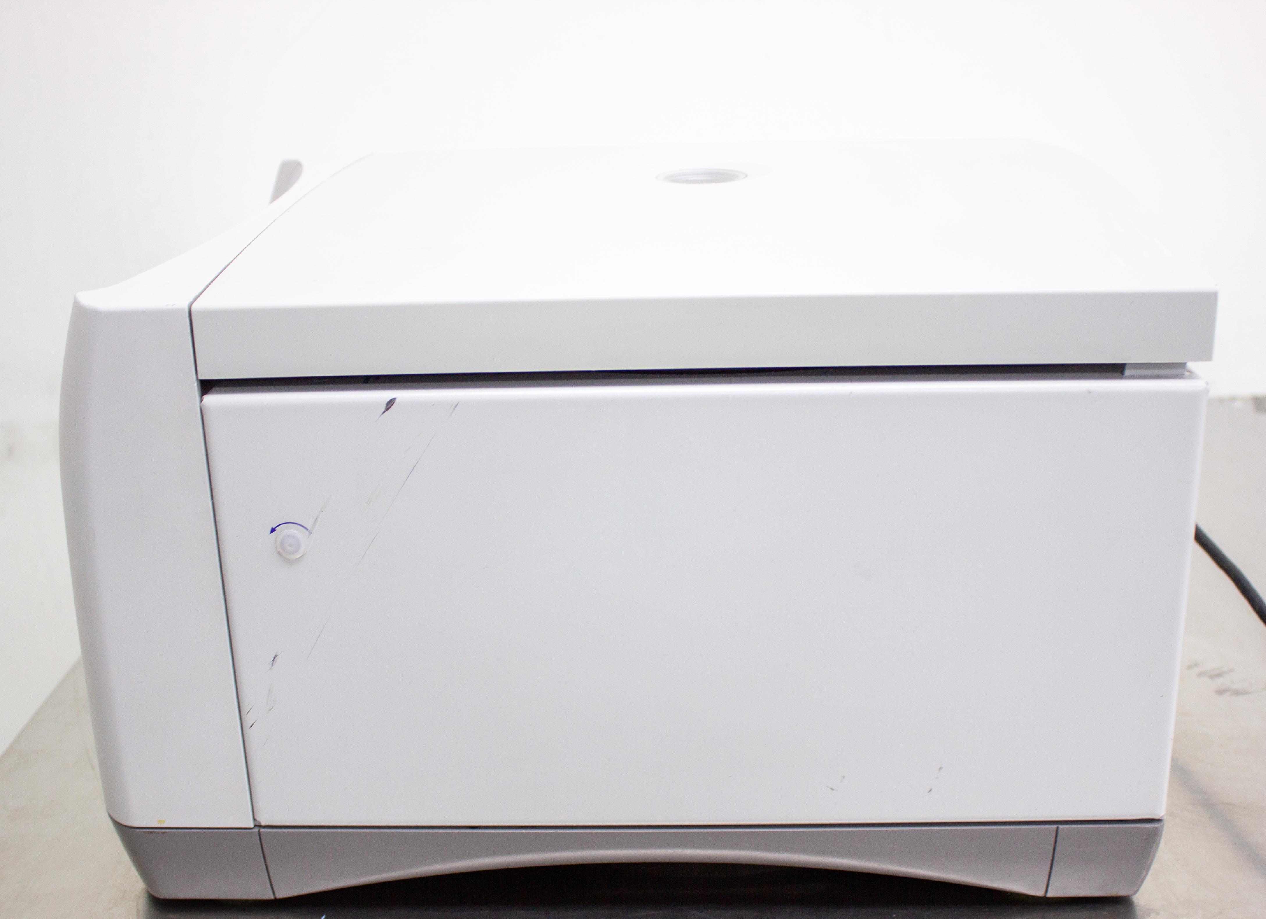 Eppendorf 5430 Benchtop Microcentrifuge 17500 RPM Cap 650mL Versatile