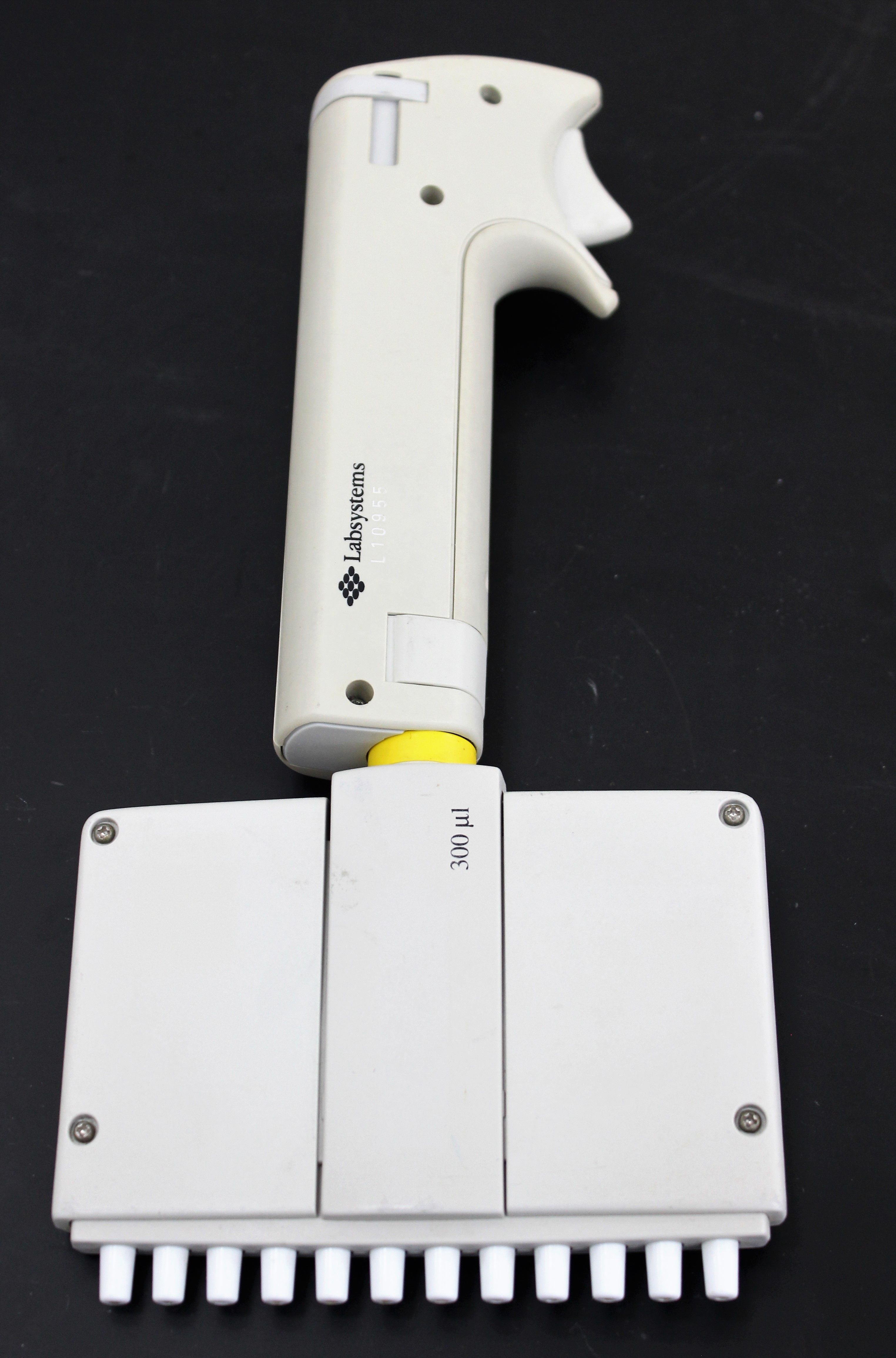 Thermo Finnpipette 300-12 Digital Multichannel Pipette 300 uL Very Good