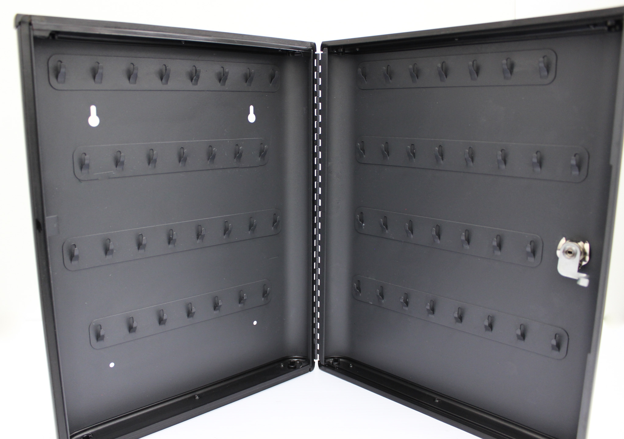 STEELMASTER Key Box Control Case 60 Key Capacity Hooks Steel Excellent Used