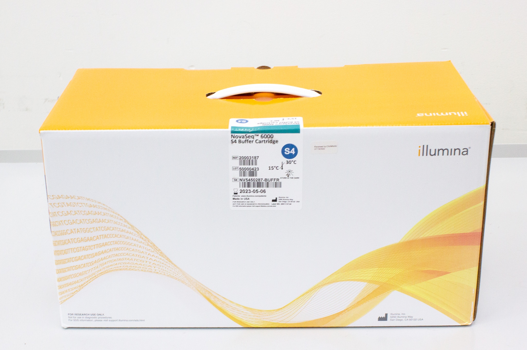 Illumina NovaSeq 6000 DNA Sequencer System High Throughput 220V Includes Computer