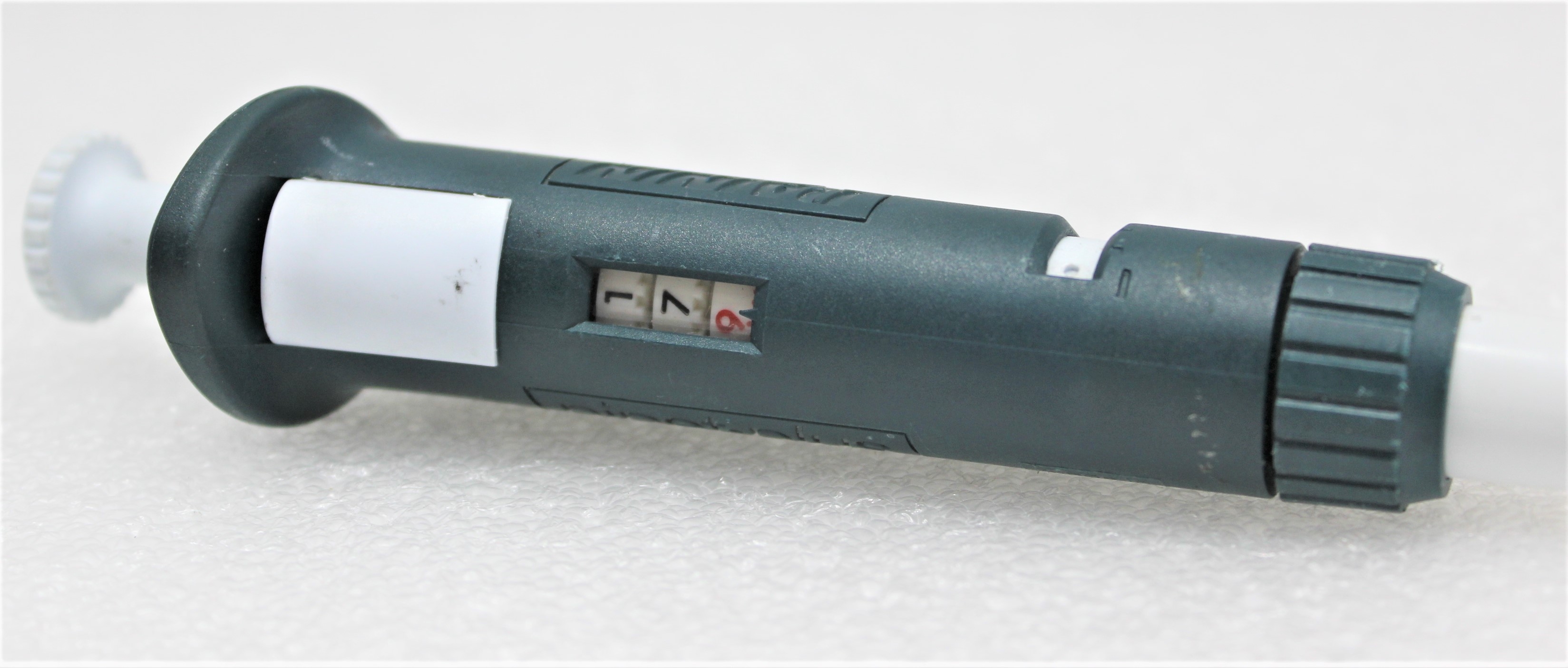 Rainin Pipet-Plus R20 Pipette Single Channel 2-20L Precision Used