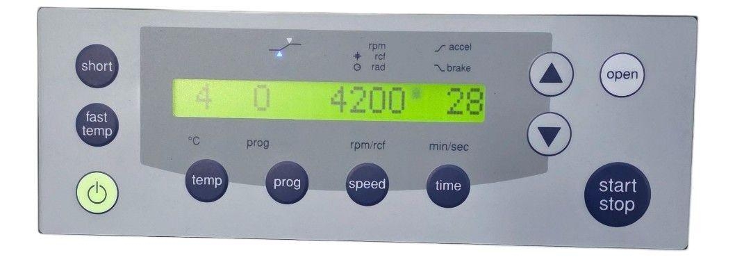 Eppendorf Refrigerated Centrifuge 5804R