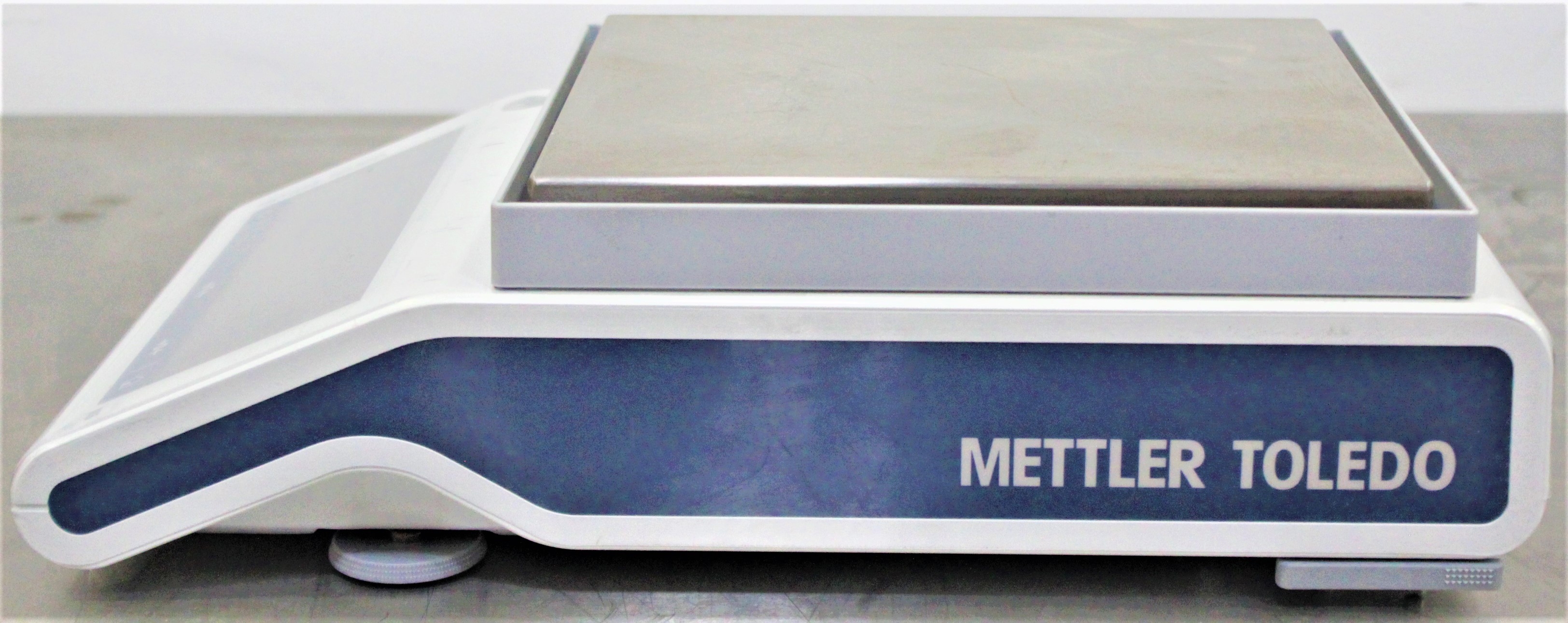 Mettler-Toledo MS4002TS Precision Balance Scale Touchscreen 4200g Capacity
