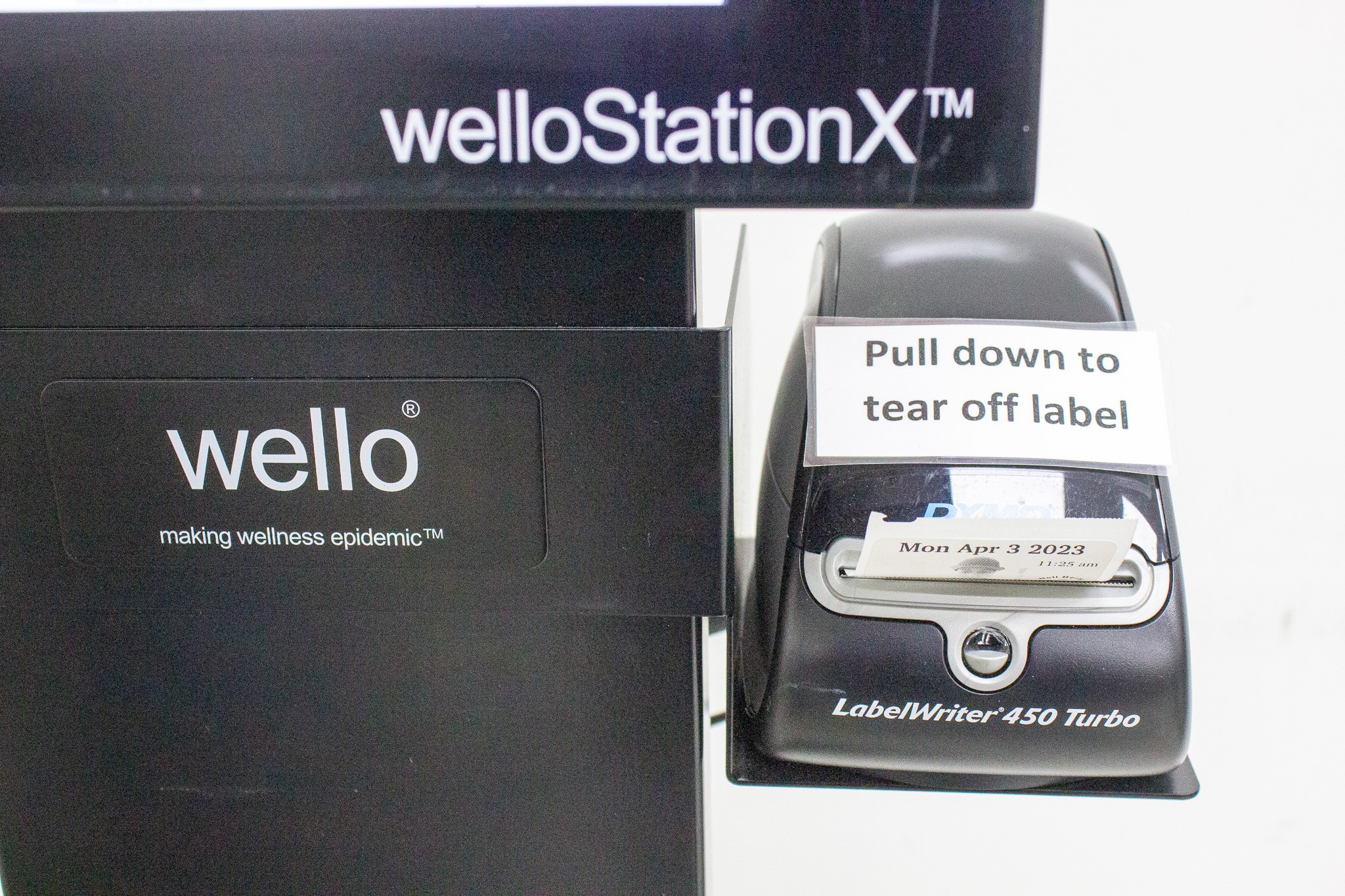 Wello WelloStationX Clinical Temperature Screening Kiosk Non-Contact Used