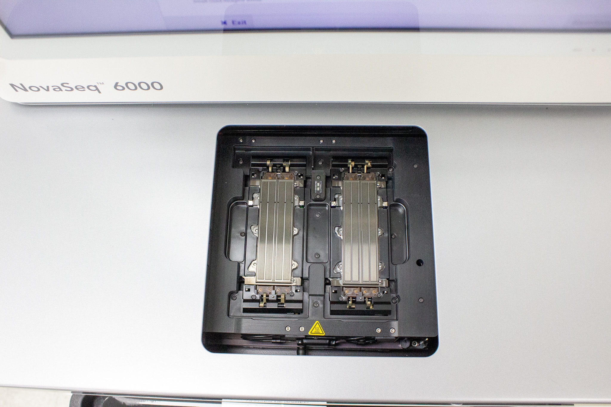 Illumina NovaSeq 6000 DNA Sequencer Includes Computer Software For genomics
