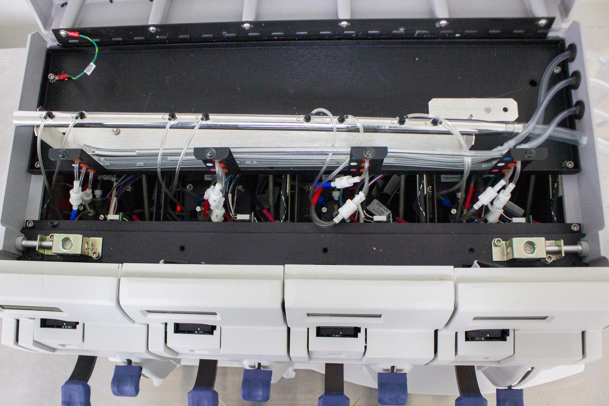 Affymetrix GeneChip Fluidics Station 450 Molecular Biology Automated Handling