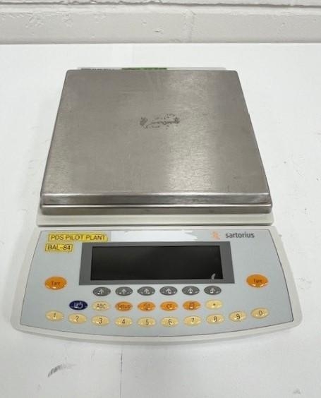 Sartorius LA8200S Scale for Laboratory Weighing Operations