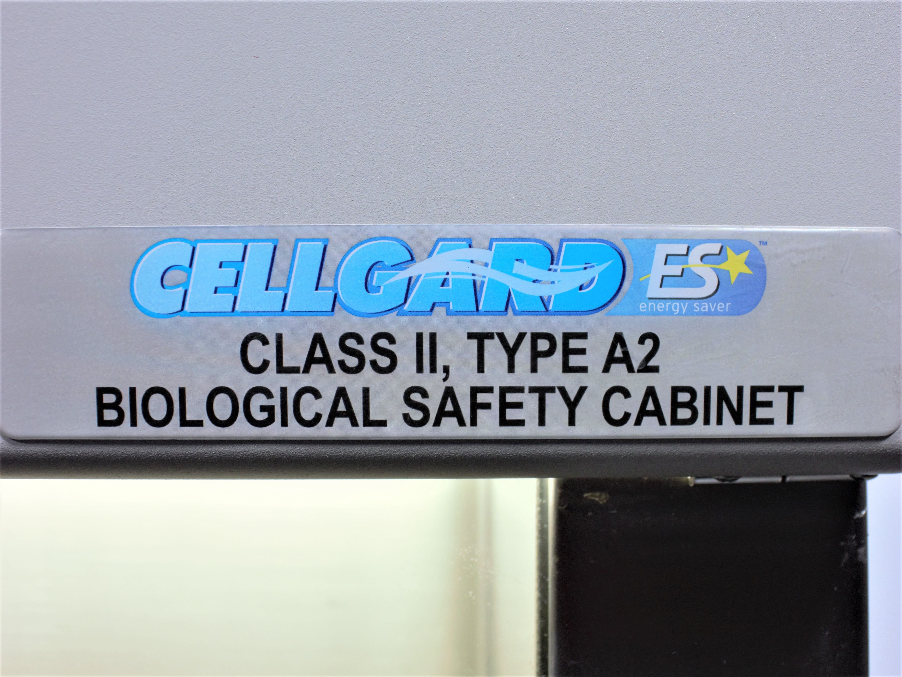 NuAire NU-475 Class II Type A2 Biosafety Cabinet Bench Model LFBSC