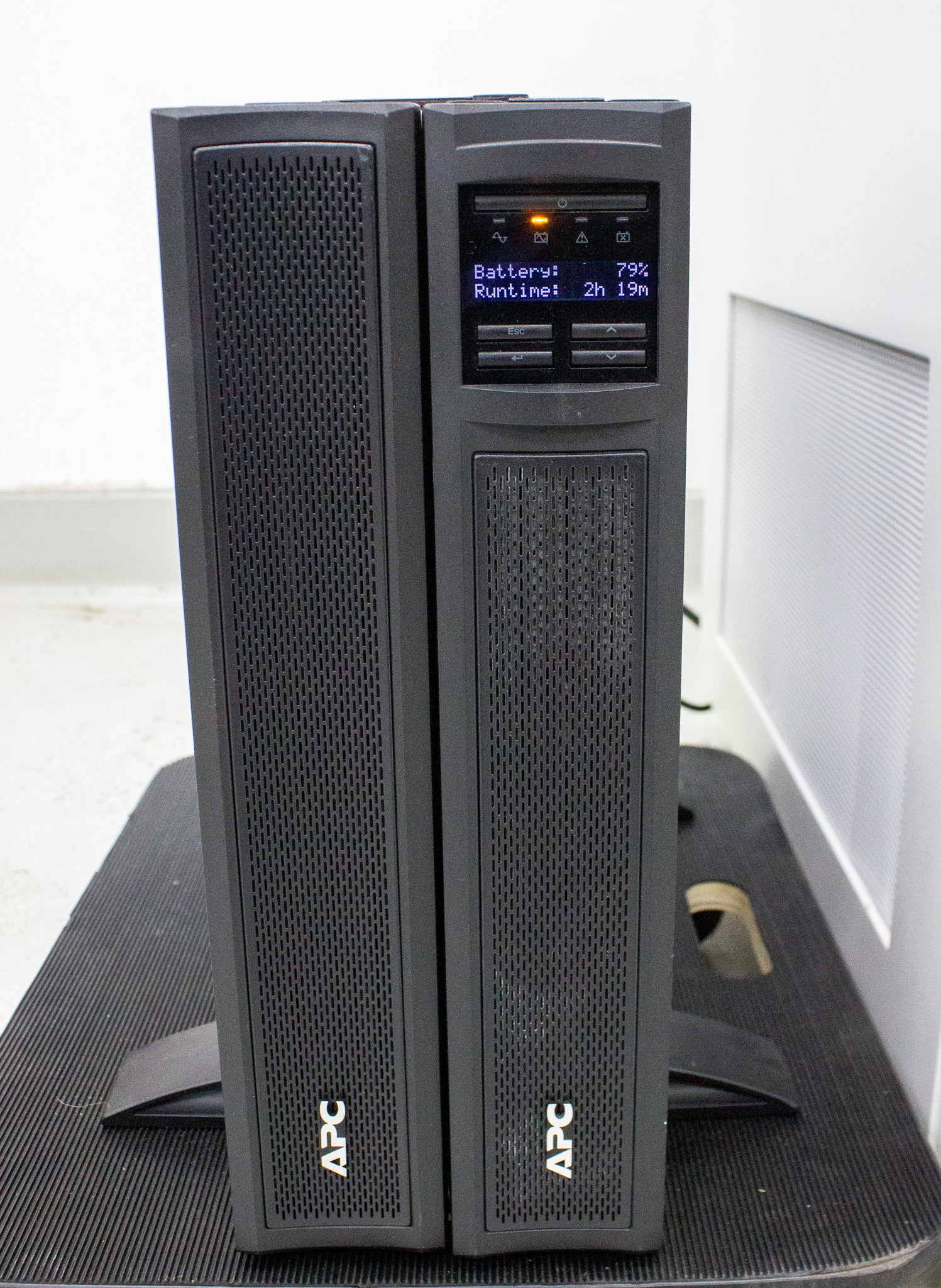 Illumina NovaSeq 6000 Sequencer DNA High Throughput Includes Computer