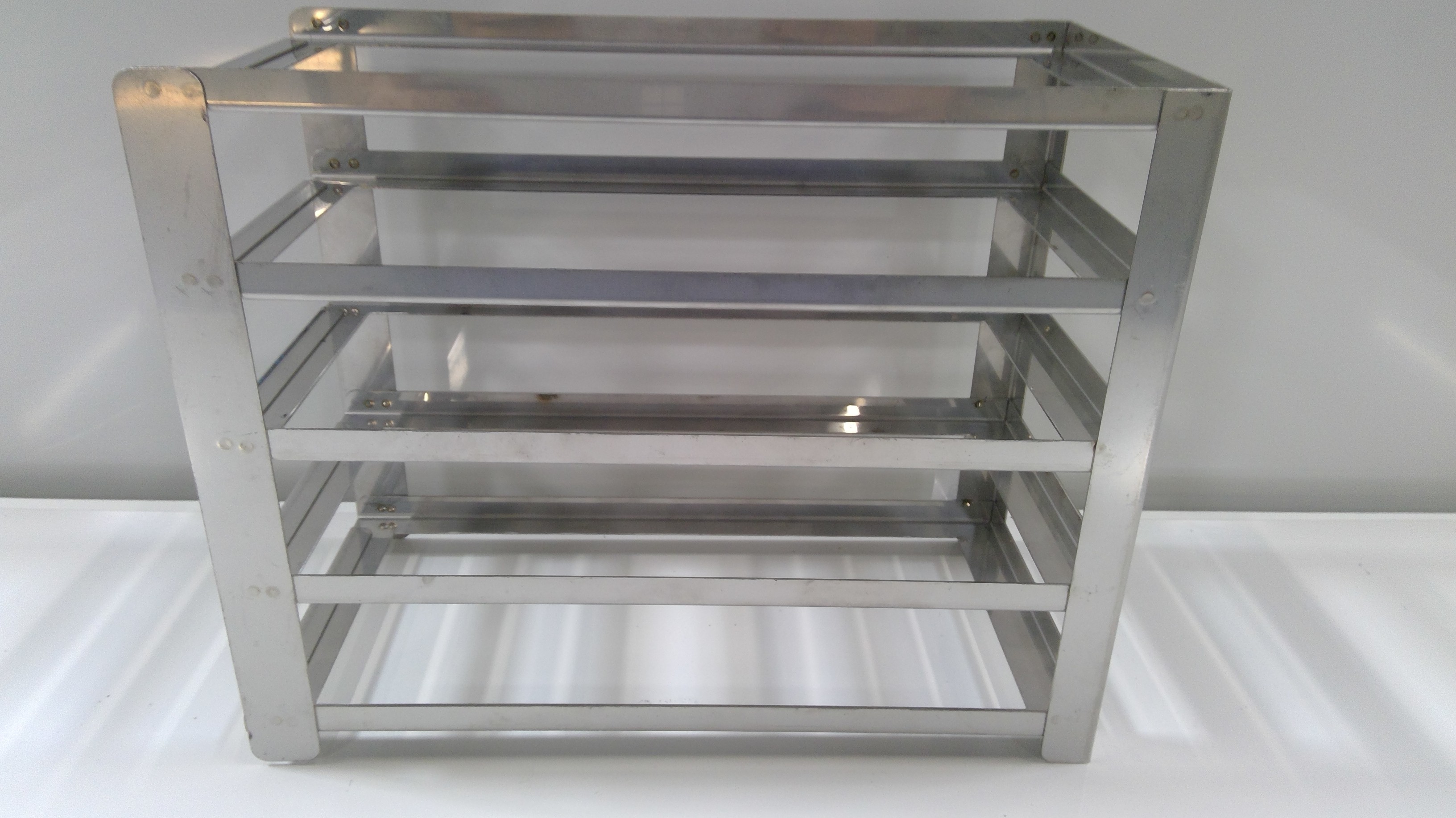 Thermo GT4000702 Stainless Steel Cryo Rack Vertical Holds 4 Slots