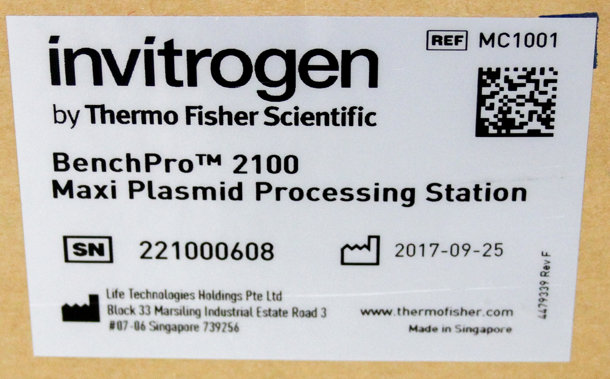 Invitrogen BenchPro 2100 DNA Purification System High Quality Automated Process