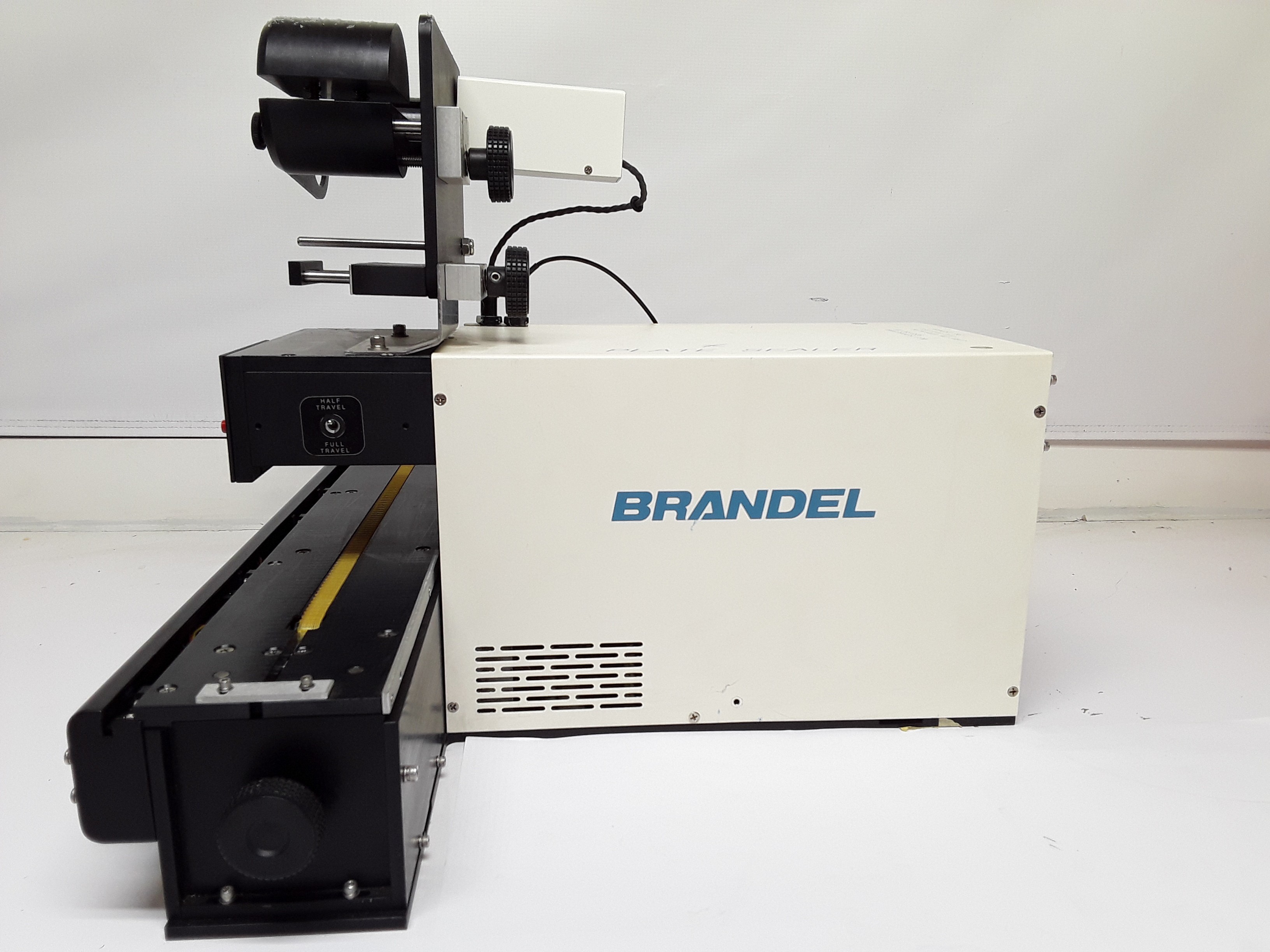 Brandel RS-3000 Plate Sealer Fully-Automated Silicon Adhesive Applicator