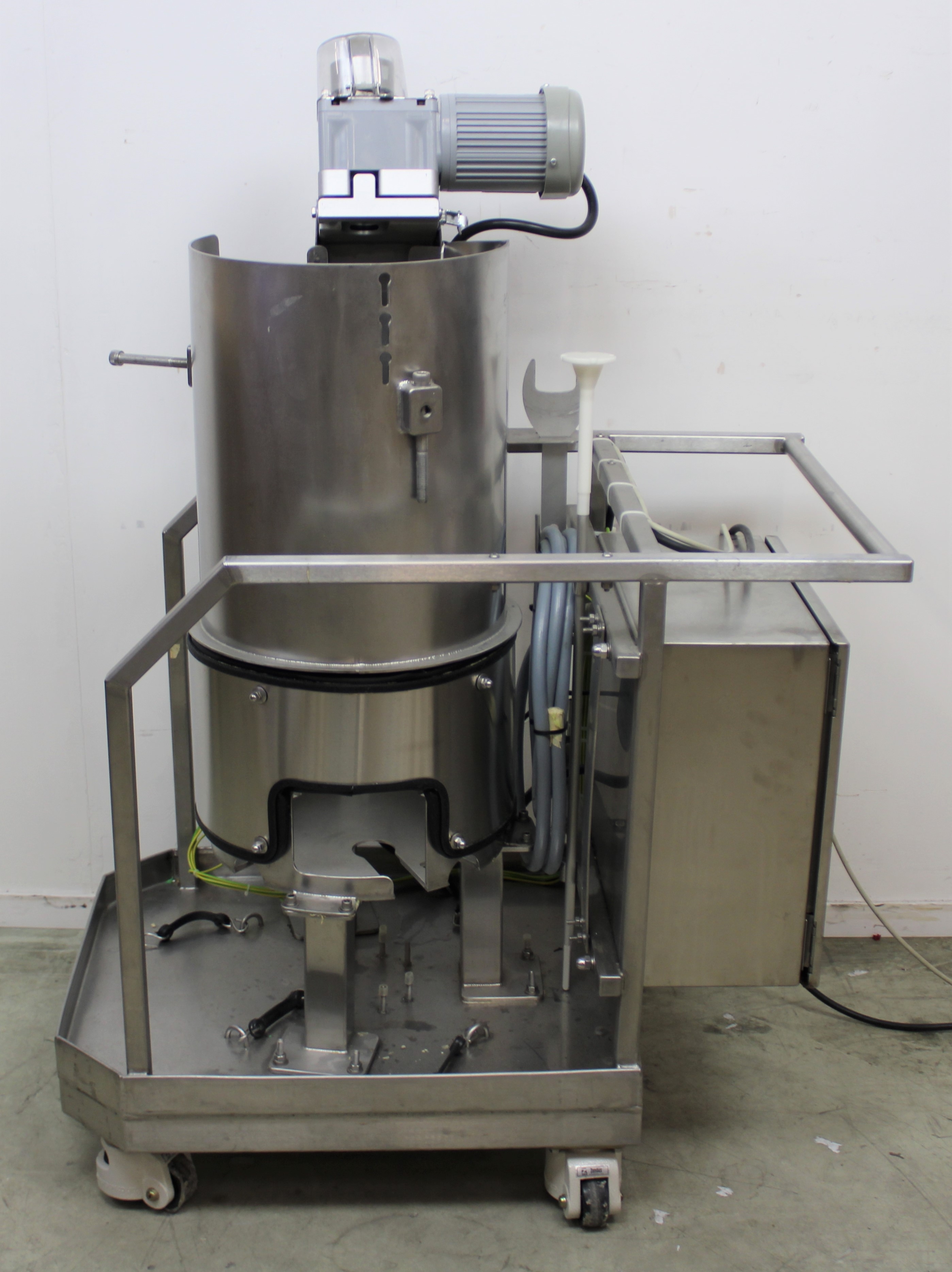 HyClone SV50171.02 50L Single-Use Bioreactor w/ MotorMixer on Cart, Used