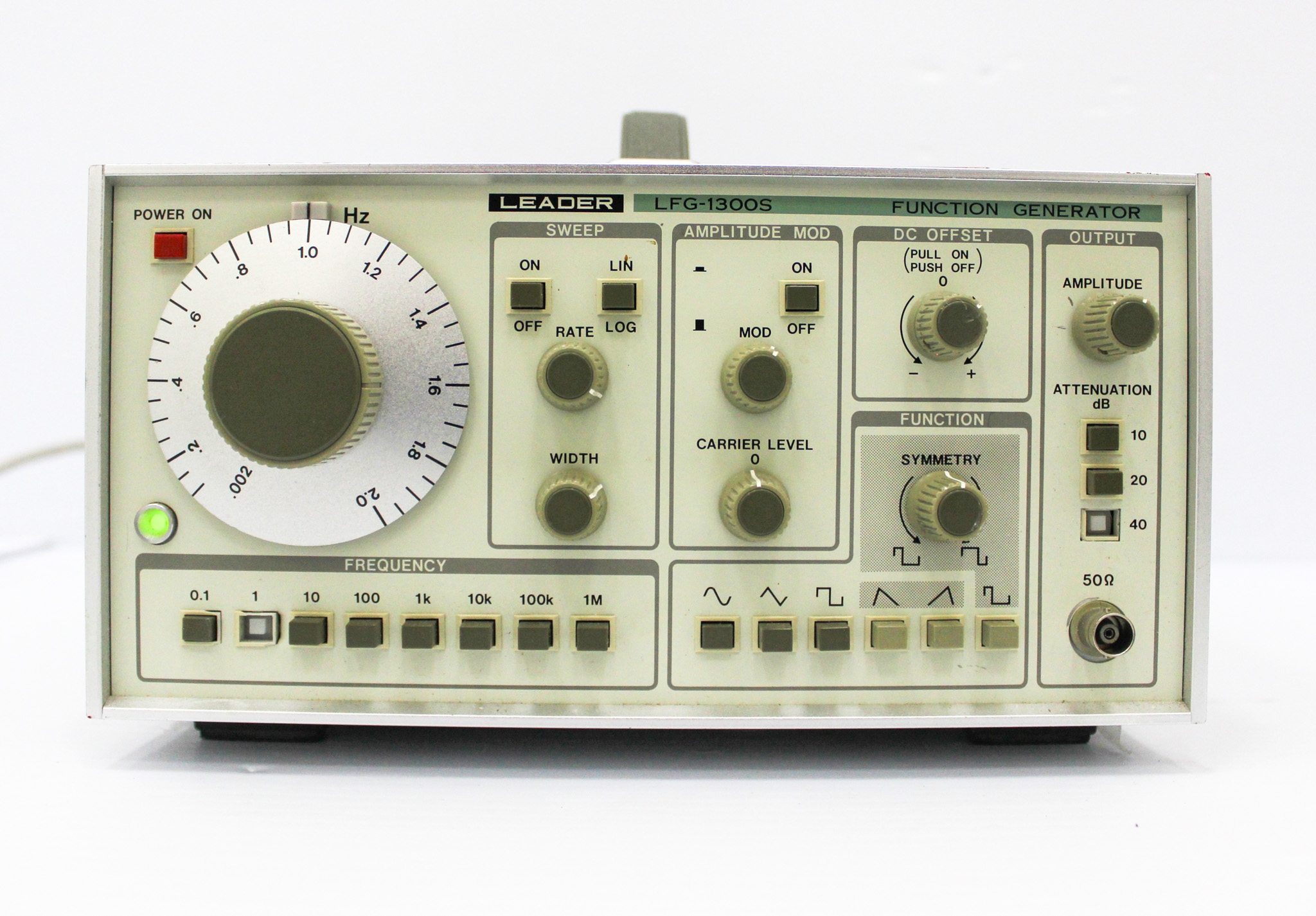 Tracor LFG-1300S Signal Source Function Generator 0.02Hz-2MHz Used
