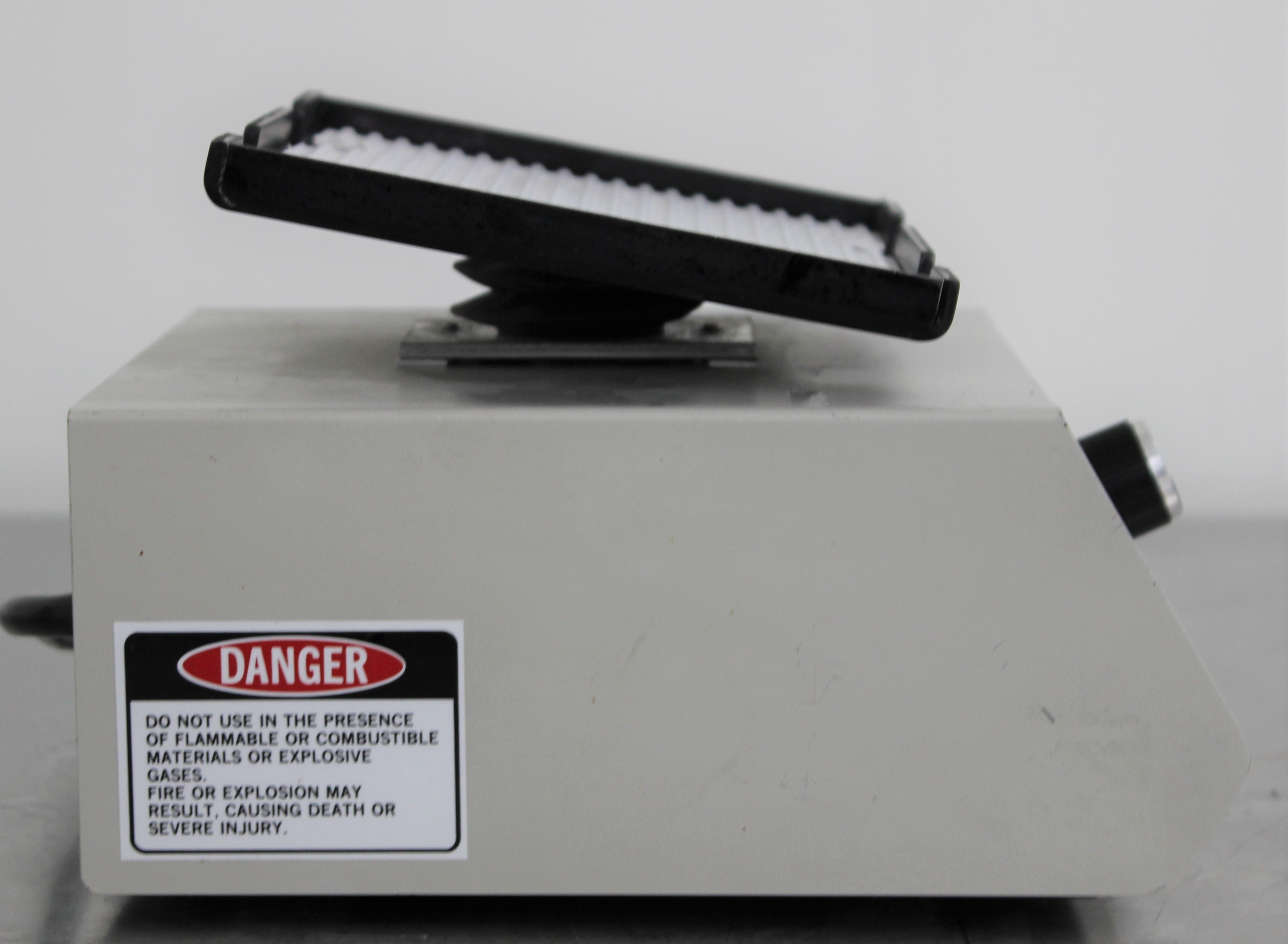 Lab-Line 4630 Rotator Shaker 30rpm Compact Mixing Serological Lab Used