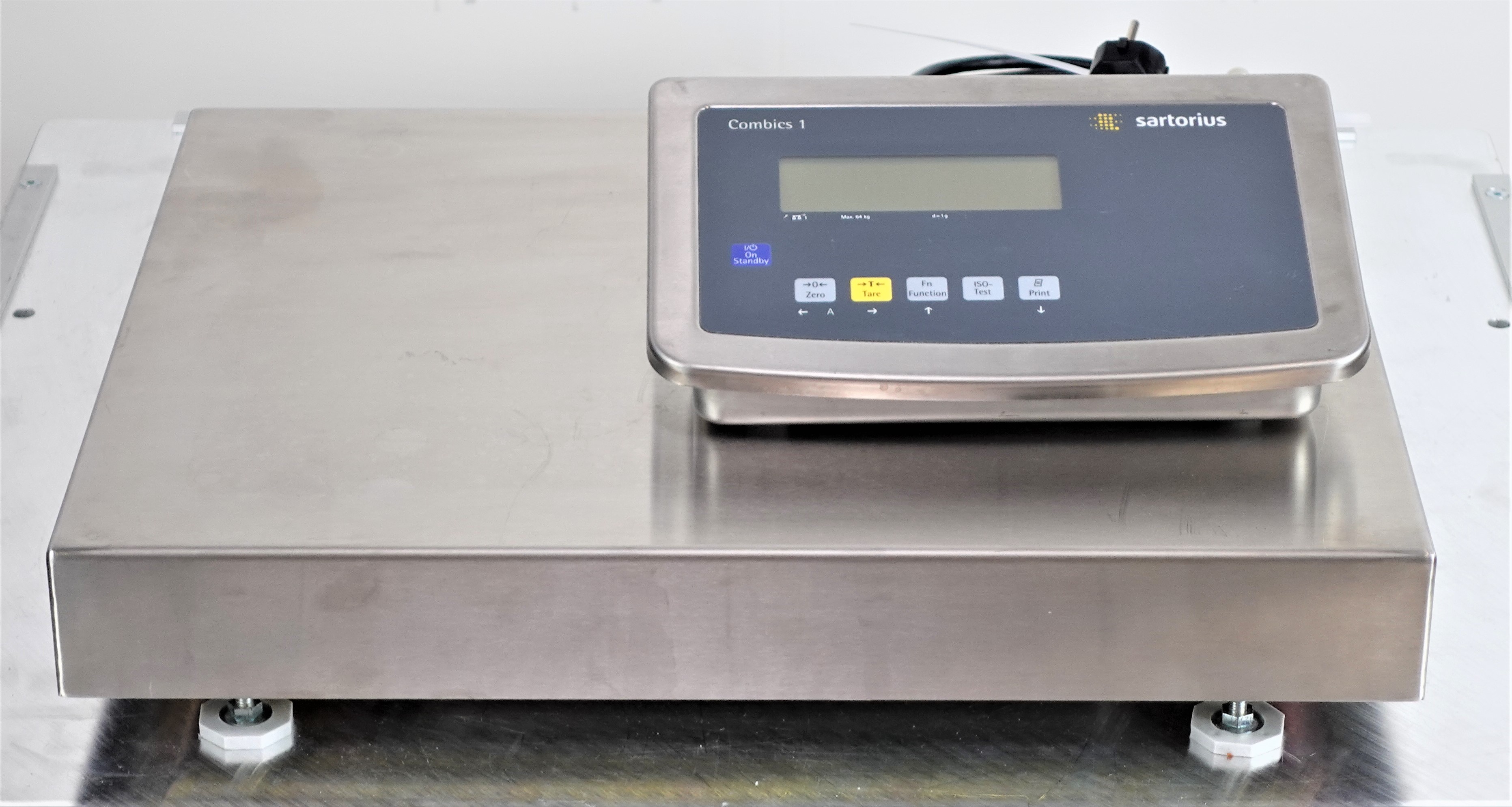 Sartorius Combics 1 Bench Scale CAH1G-64FE-S 120/220V Data Transfer 64kg