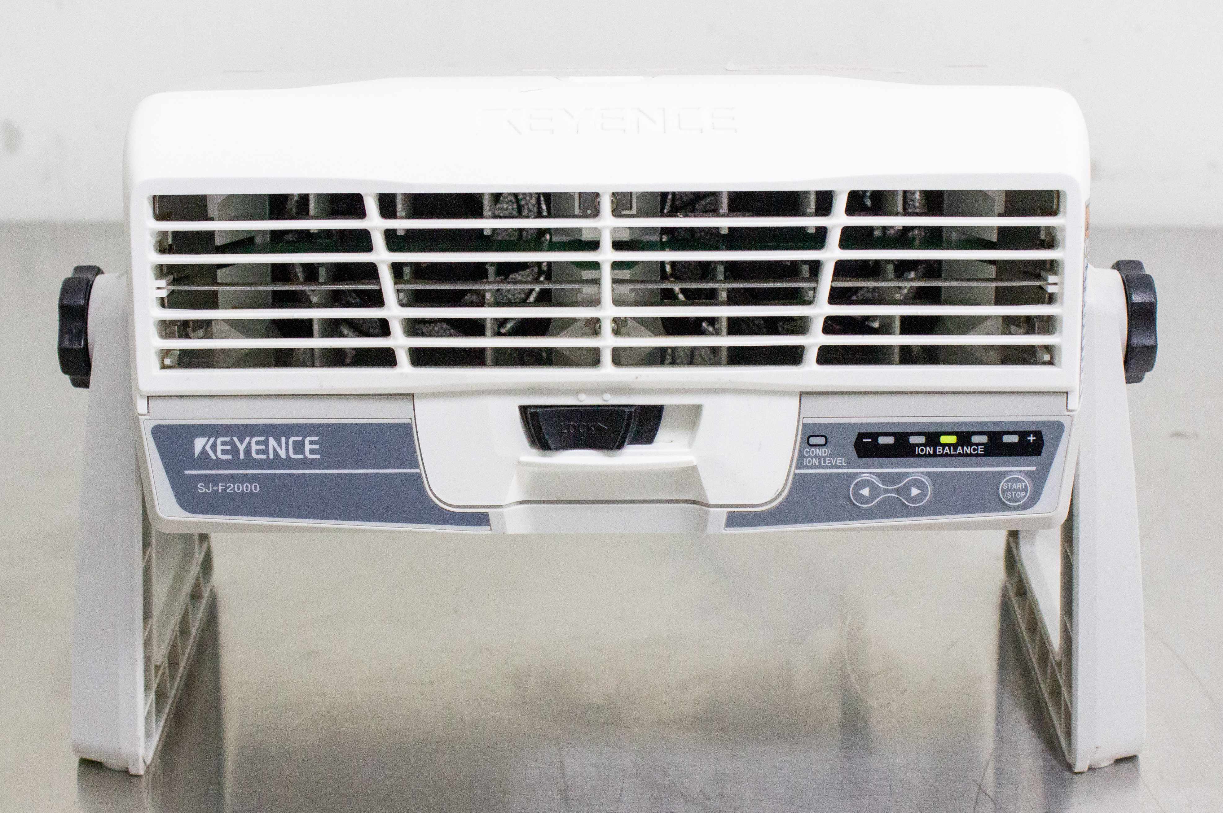 Keyence SJ-F2000 High-Precision Static Elimination Blower Ionizer 7000V