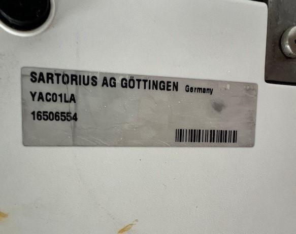 Sartorius YAC01LA Laboratory Equipment Used Functional