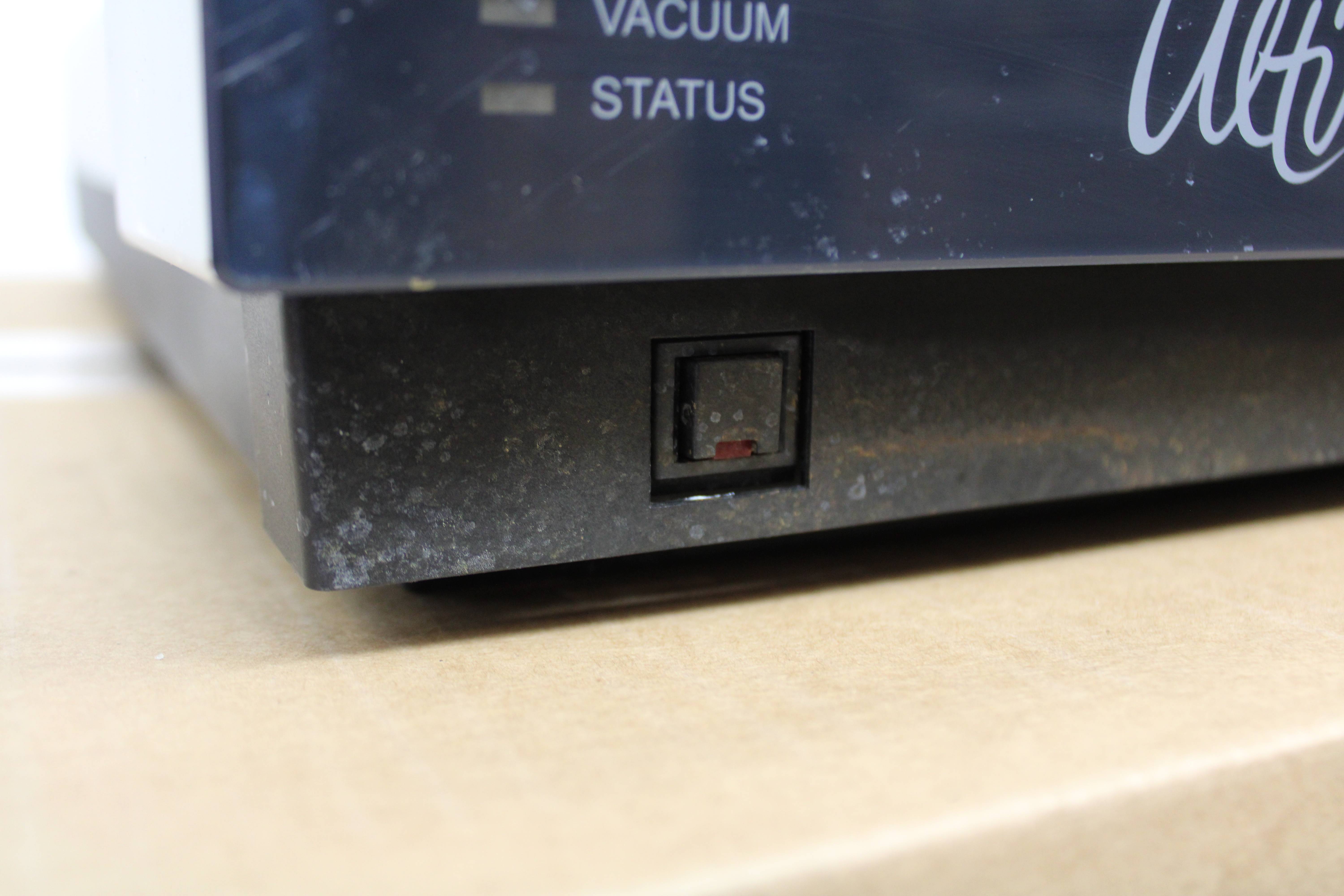 Thermo SRD-3600 Solvent Degasser for UltiMate 3000 Pumps Dual-Gradient Support