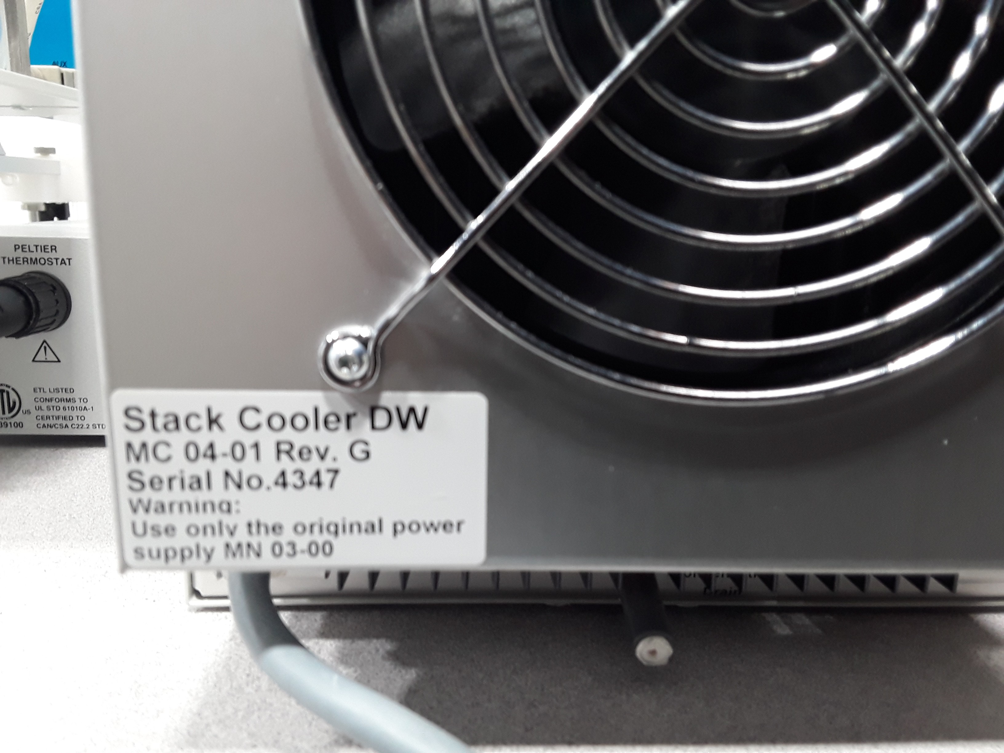 Thermo CTC MXY01-01 HPLC Autosampler 120V 220V Connects Chromatographs