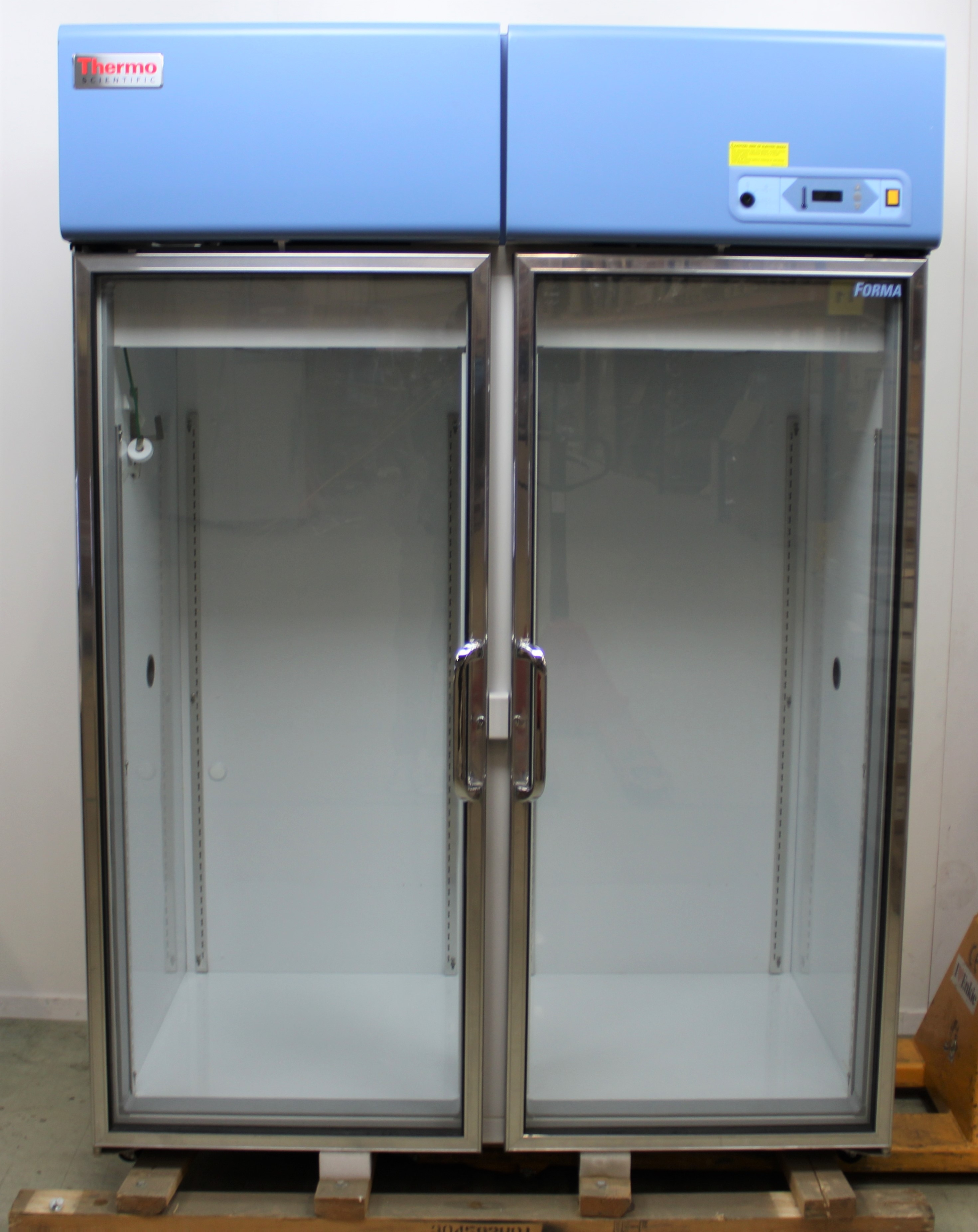 Thermo FRCR5004A Refrigerator Cold Storage Double Glass Door US