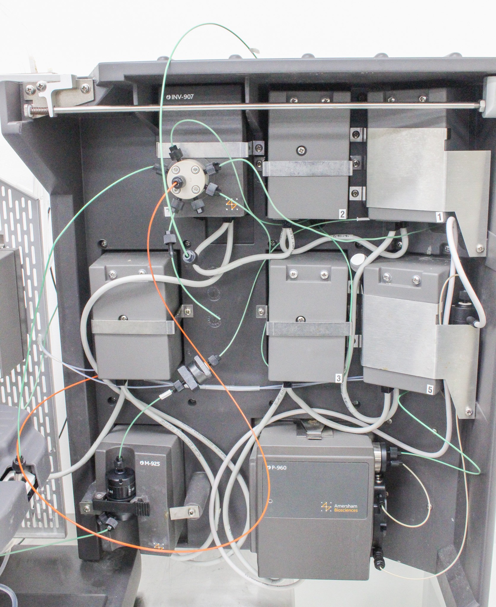 Amersham AKTAexplorer FPLC System Chromatography Includes Software Installed