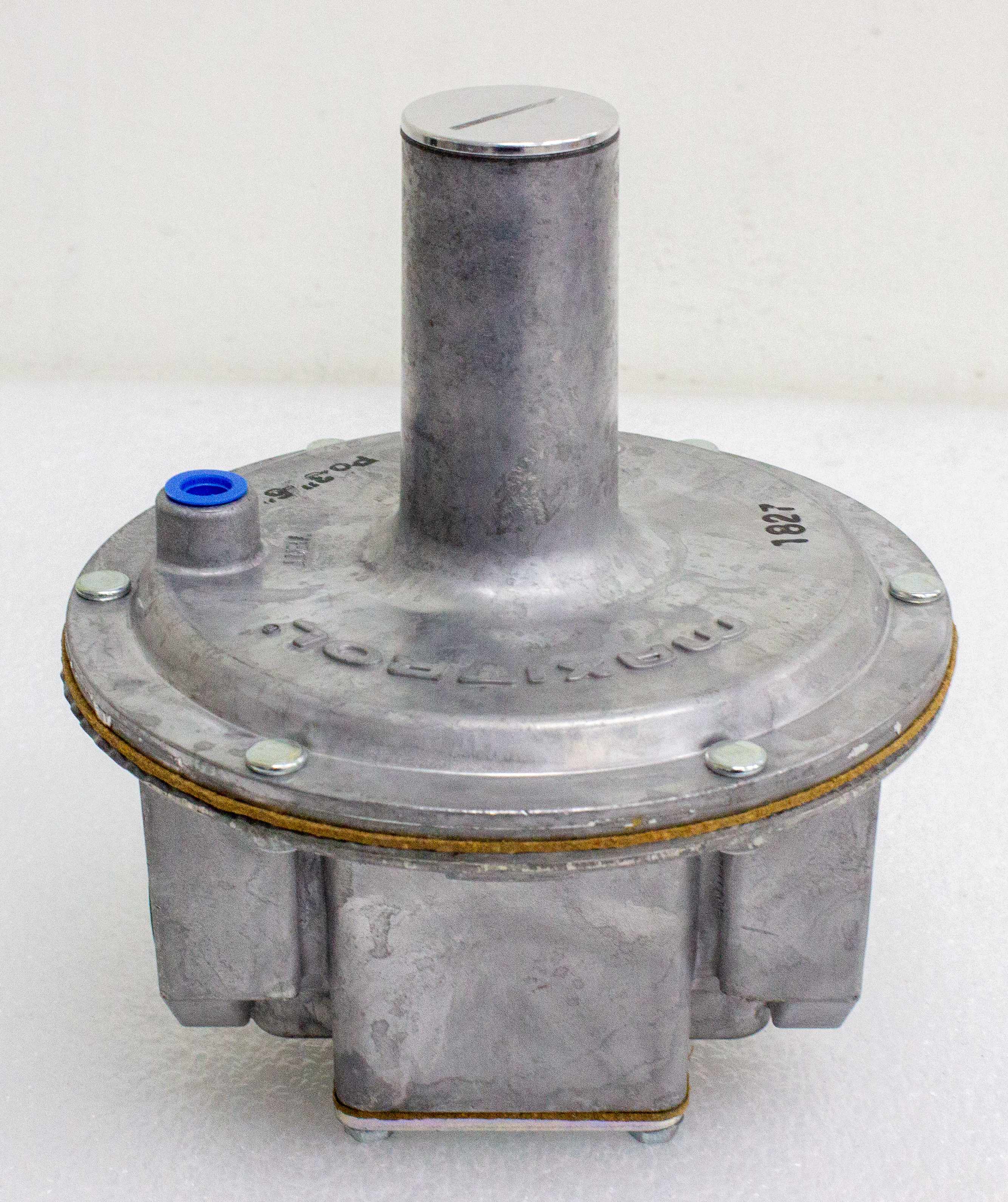 Maxitrol RV61 Gas Pressure Regulator for Fuel & Noncorrosive Gases