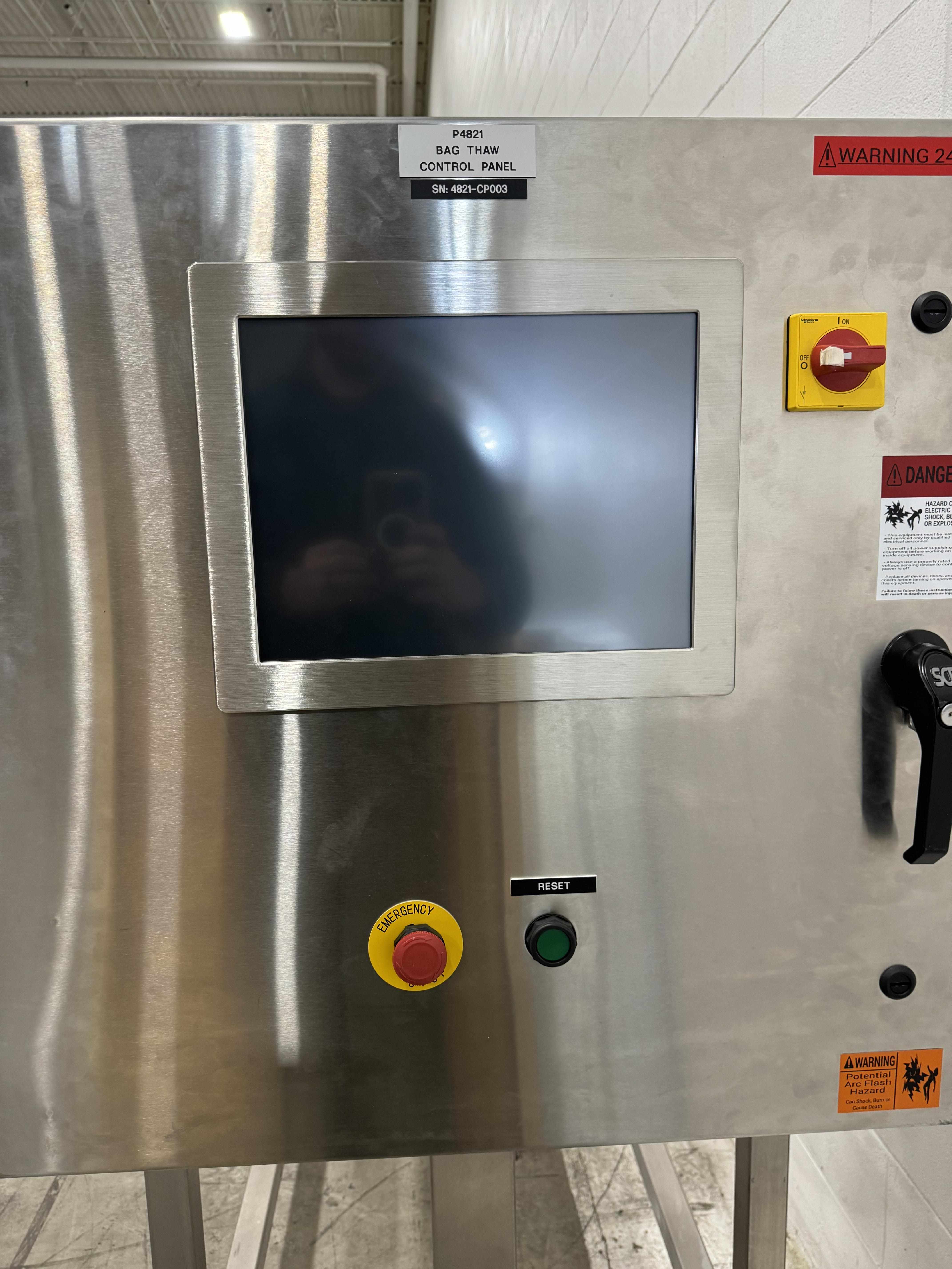 P4821 Airflow Modulated Fan Cart Testing 50Hz/60Hz Varying Speeds Up to 100mph