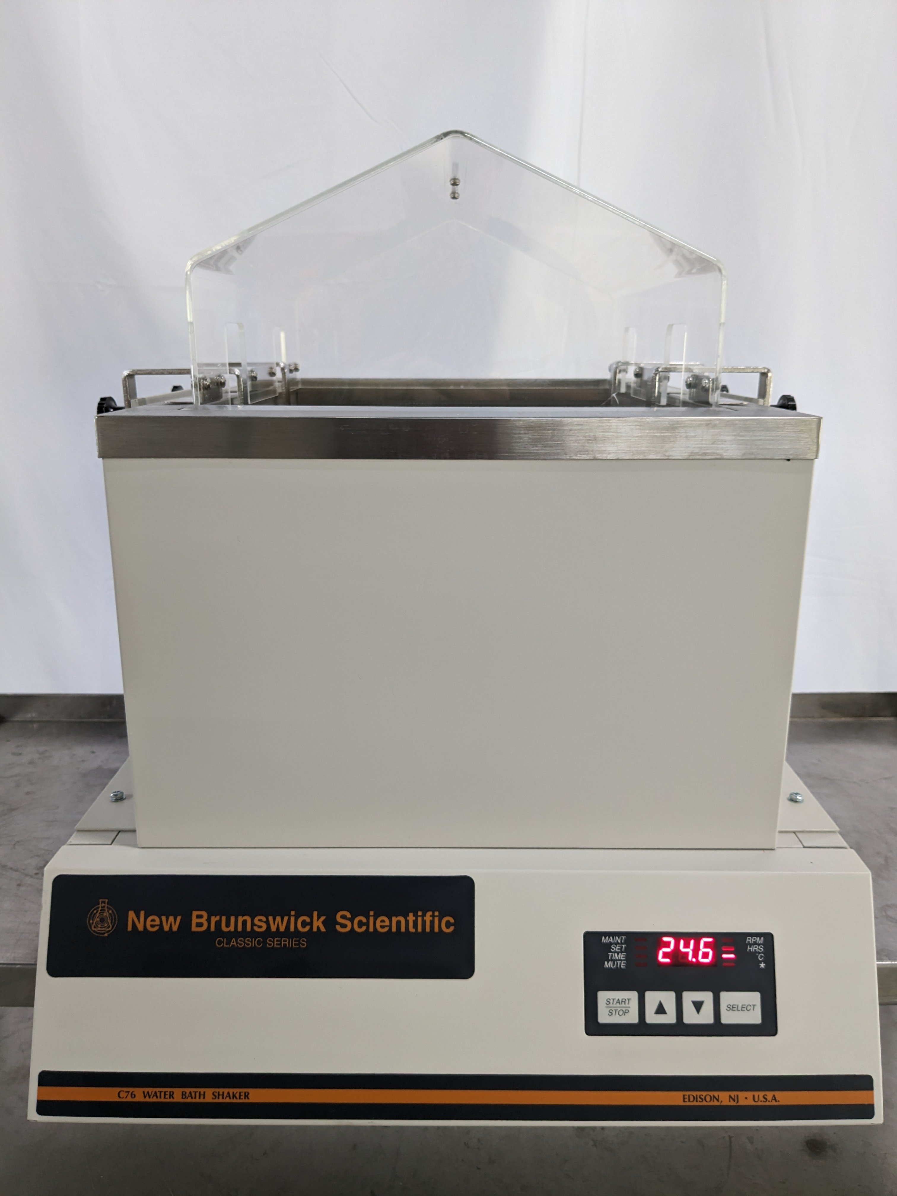 New Brunswick Classic C76 Incubator Shaker 80C High Temp Water Bath Used