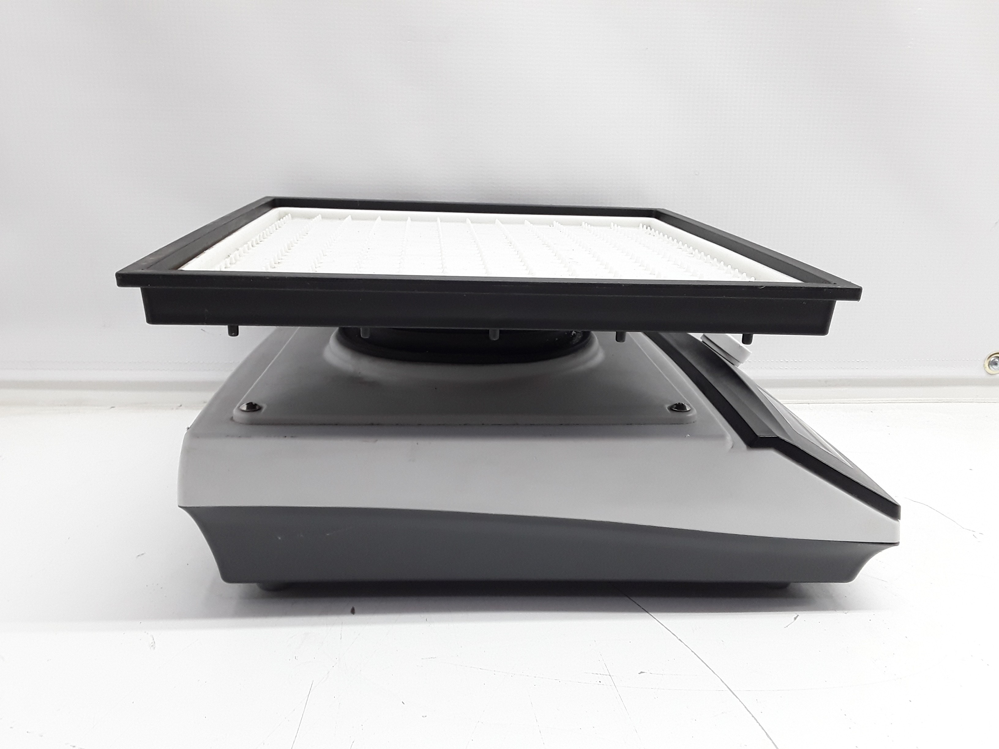 Thermo 88880022 Compact Digital Waving Rotator 60C 8-100RPM Used