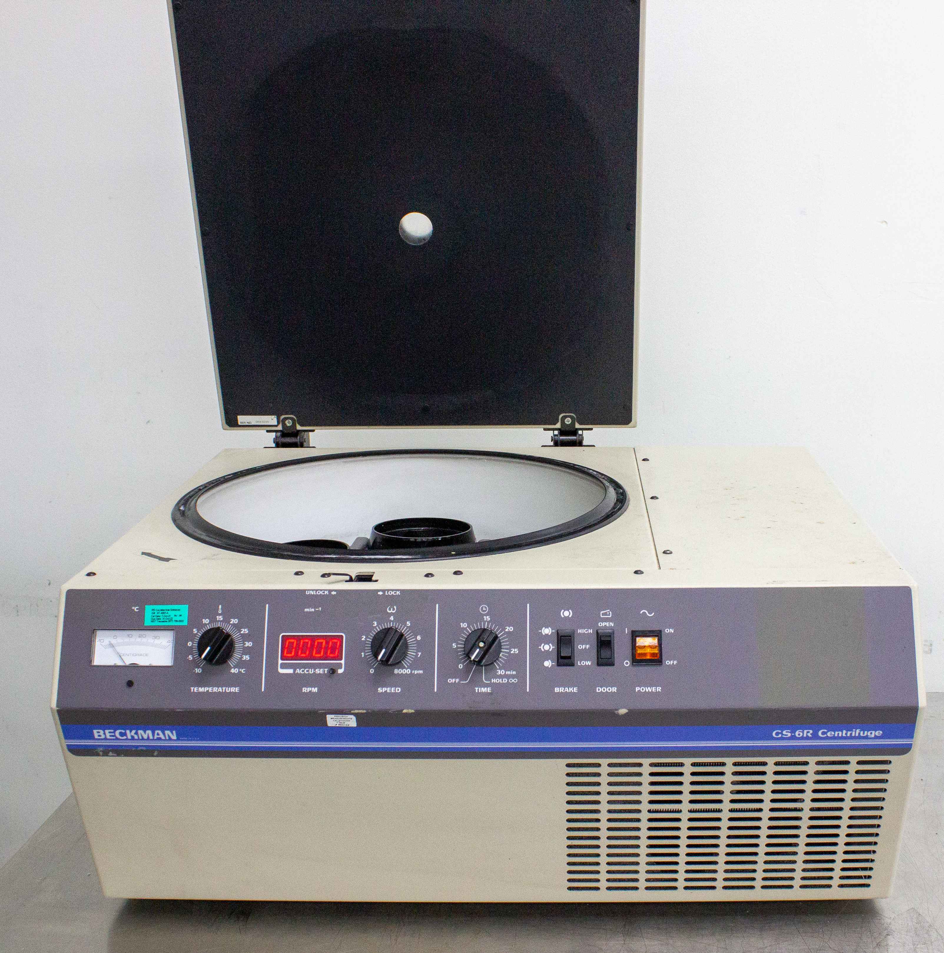 Beckman GS-6R Refrigerated Benchtop Centrifuge 8,000 RPM -10C to +40C