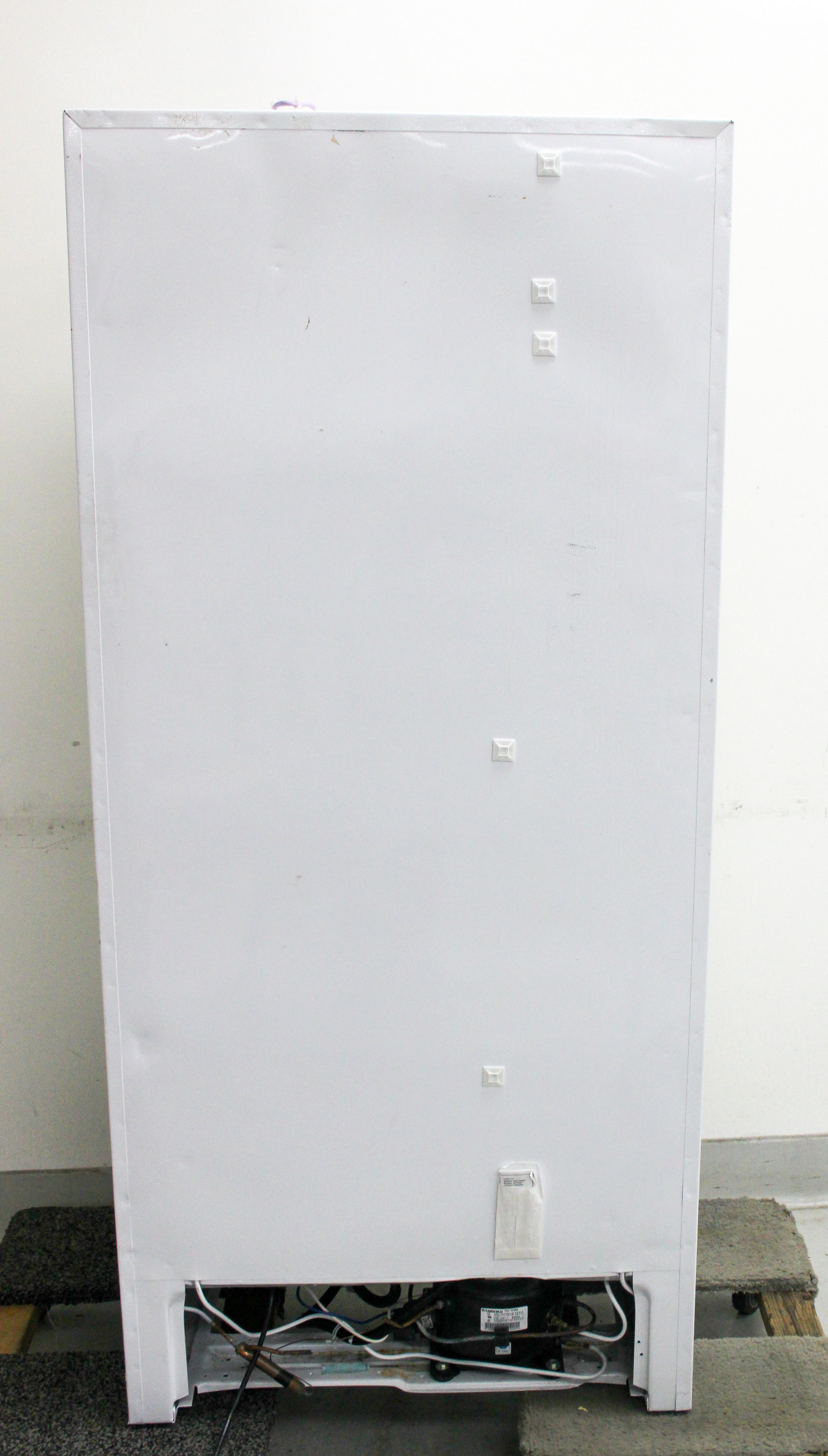 user_de29326eページ Kenmore 253.21111104 Commercial Freezer - 4 Wire Shelves -26C