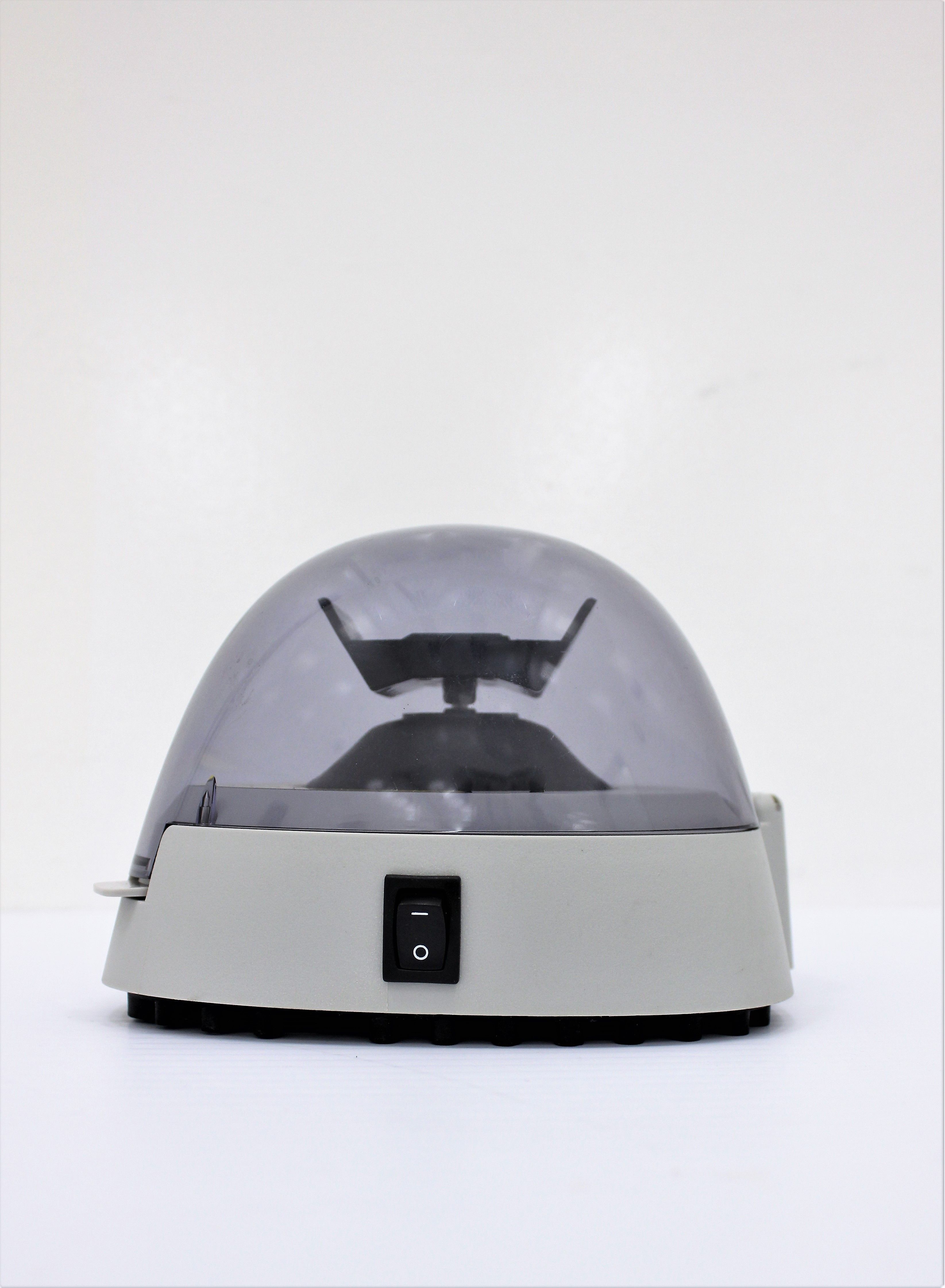 Cepheid 700-2377 Centrifuge Microcentrifuge 3100 RPM Used Lab Equipment