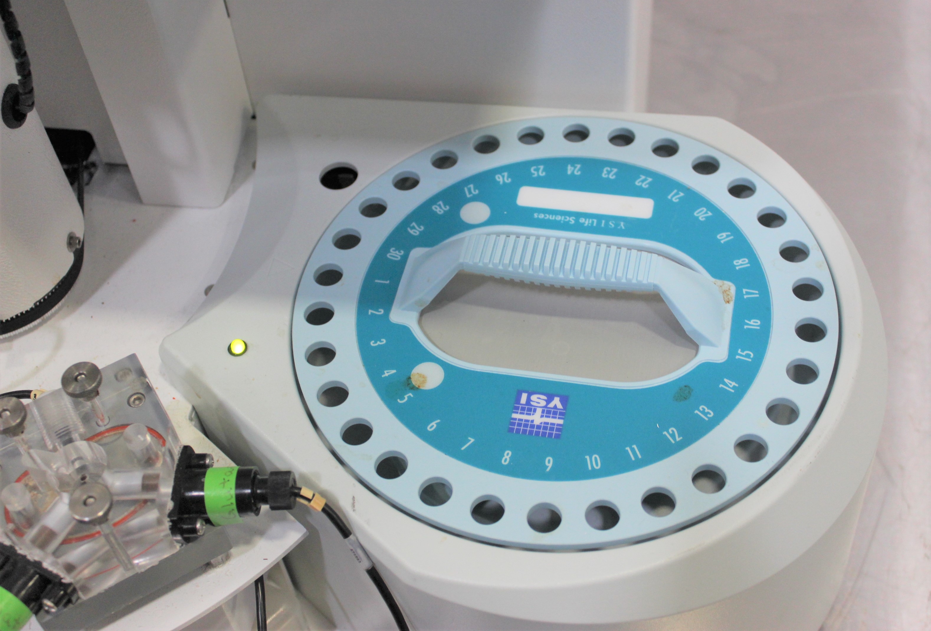 YSI 7100 MBS Bioanalytical System for Lab Enzyme Sensors Used