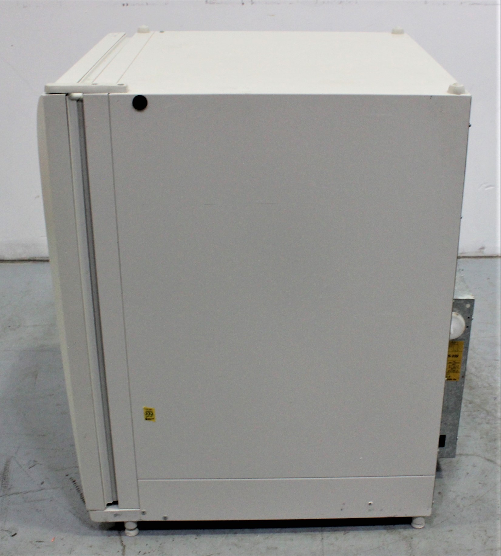 Kendro HERAcell 51013669 CO2 Incubator Cell Tissue Cultures 5.4 cu ft Used
