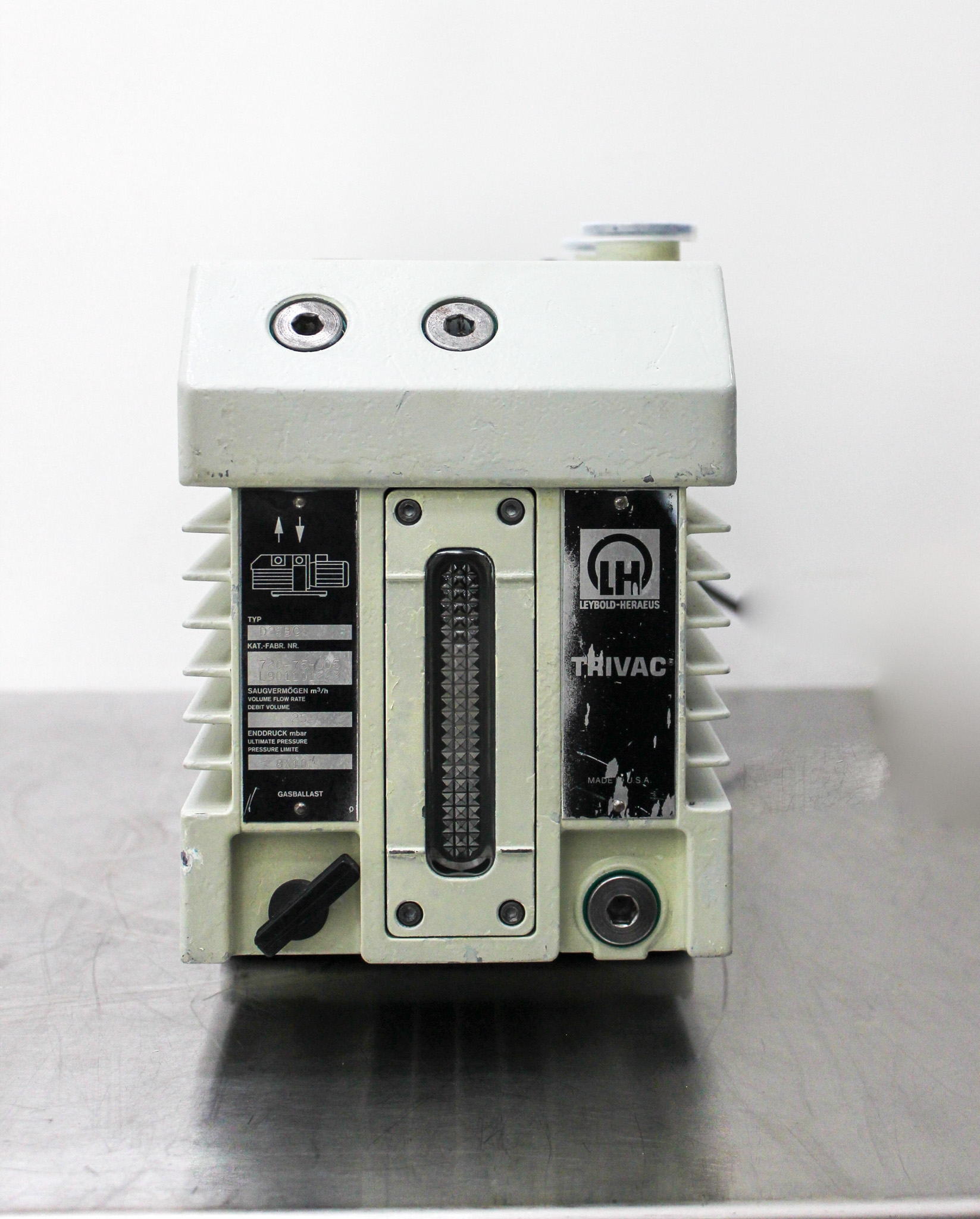 Leybold D25BCS CPD Storage Vacuum Pump - Reliable and Durable