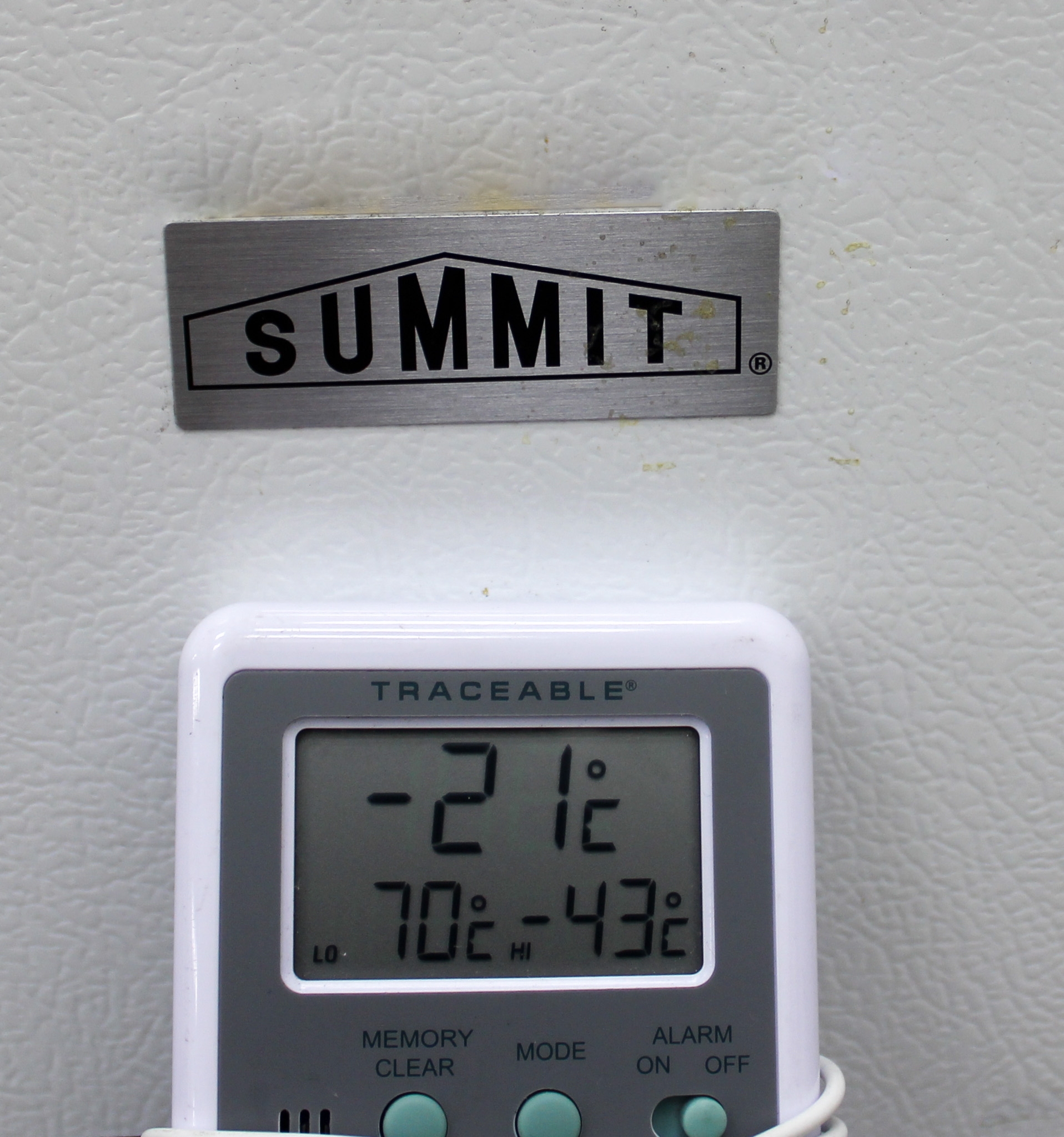 Summit FS-60M Freezer 5.0 cu. ft. Manual Defrost Adjustable Temperature 120V