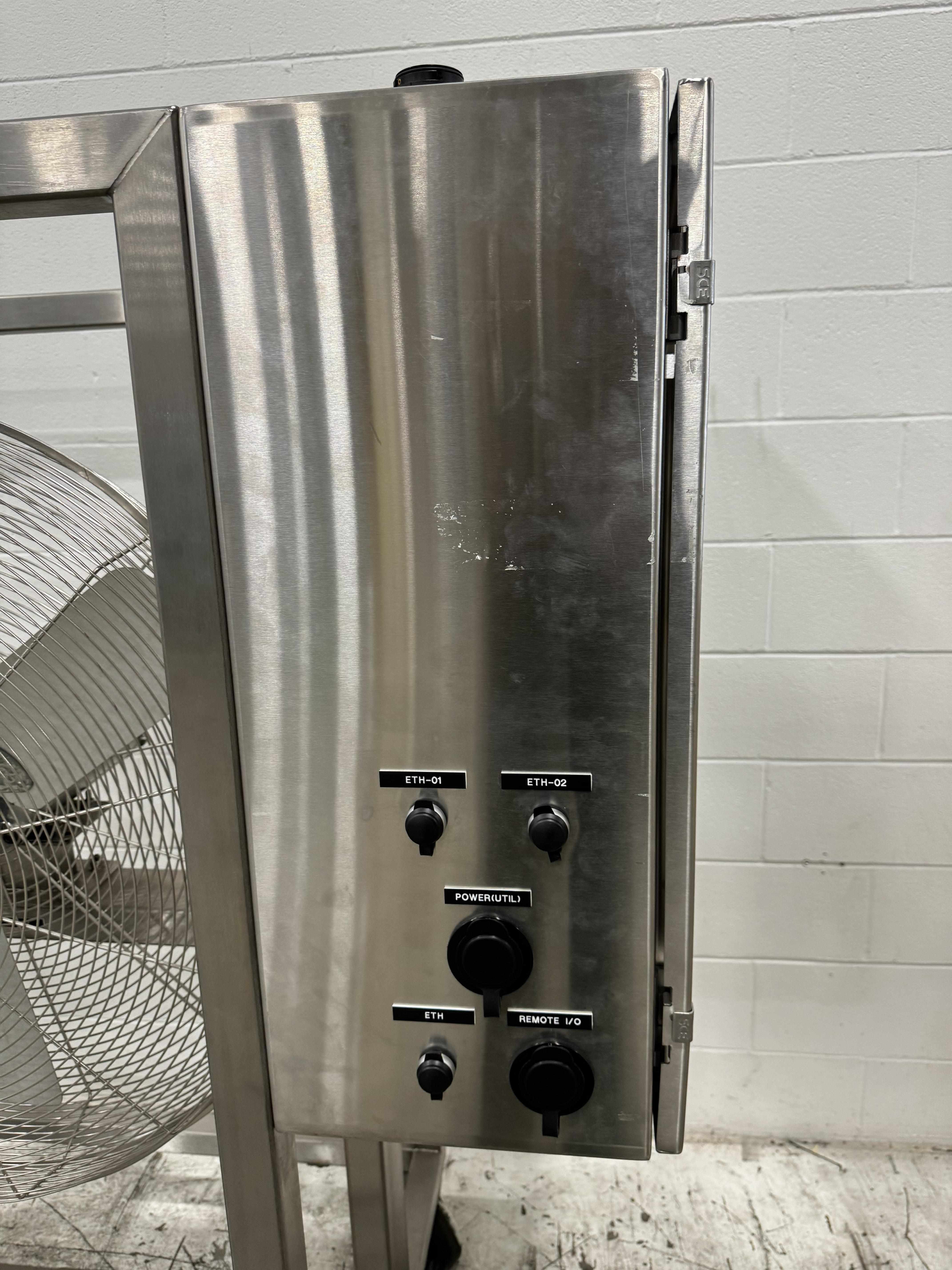 P4821 Airflow Modulated Fan Cart Testing 50Hz/60Hz Varying Speeds Up to 100mph