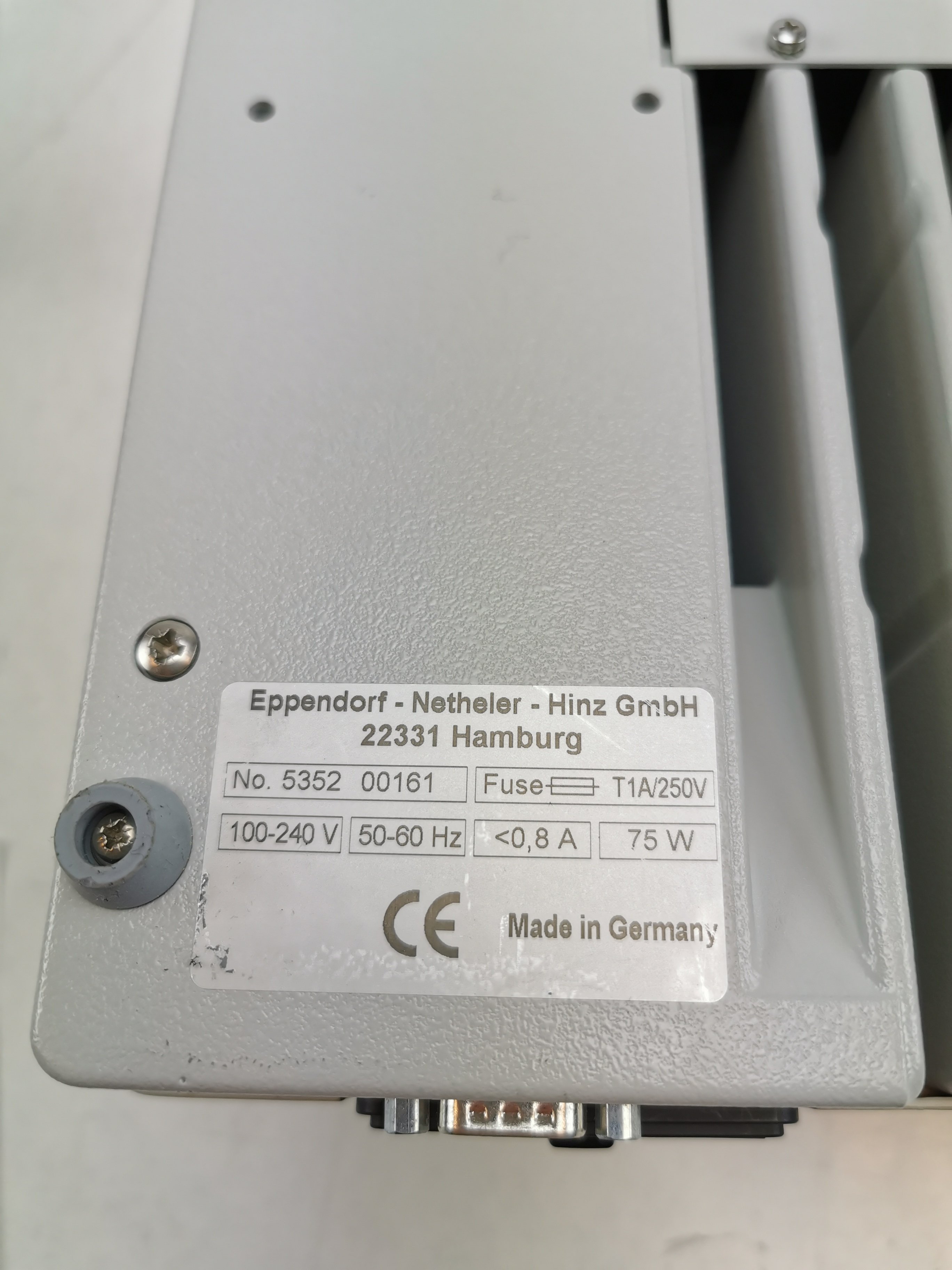 Eppendorf ThermoStat Plus 5352 Lab Benchtop Thermostat -5C to 99C, Used