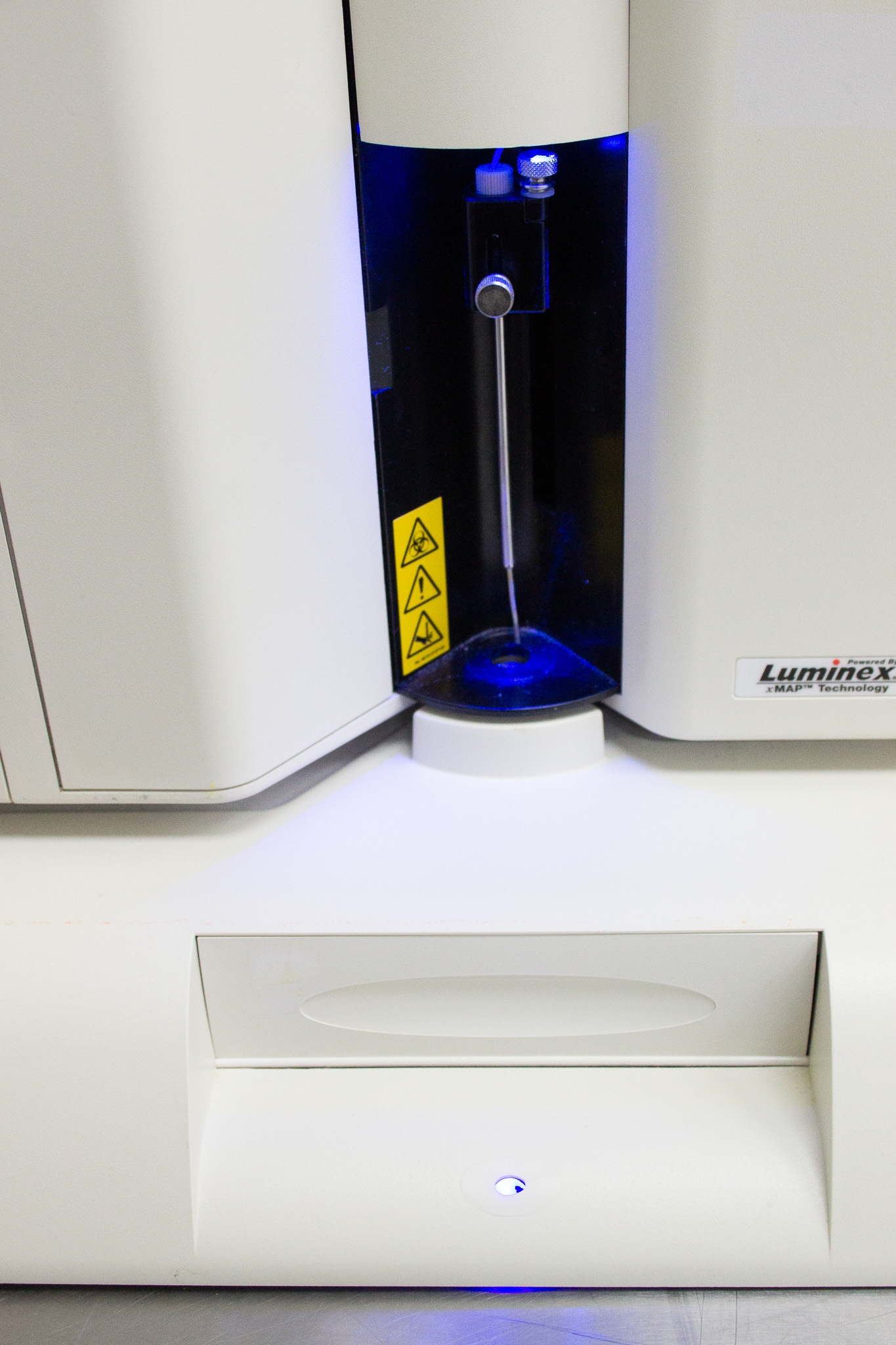 Luminex 200 Cell Analyzer Multiplex RNA Protein Detection Used Functional