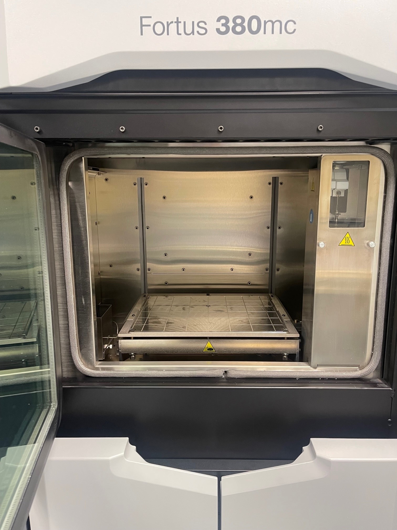 Stratasys 380mc 3D Printer Includes Computer/Software - FDM Technology