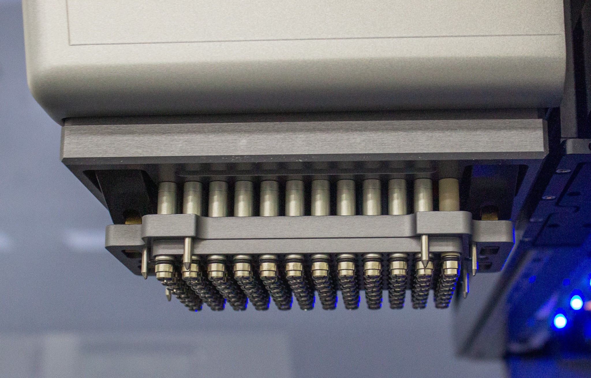 Hamilton Microlab Star Automated Liquid Handler Includes Software Use