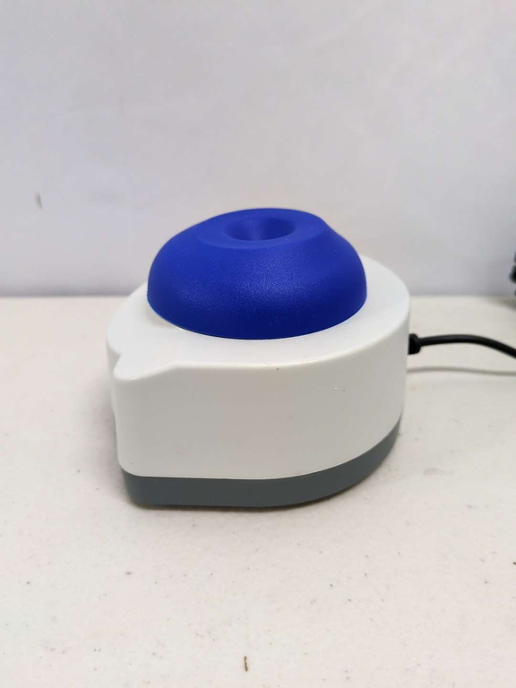 Fisher Scientific Mini Vortex Mixer with Near New Condition