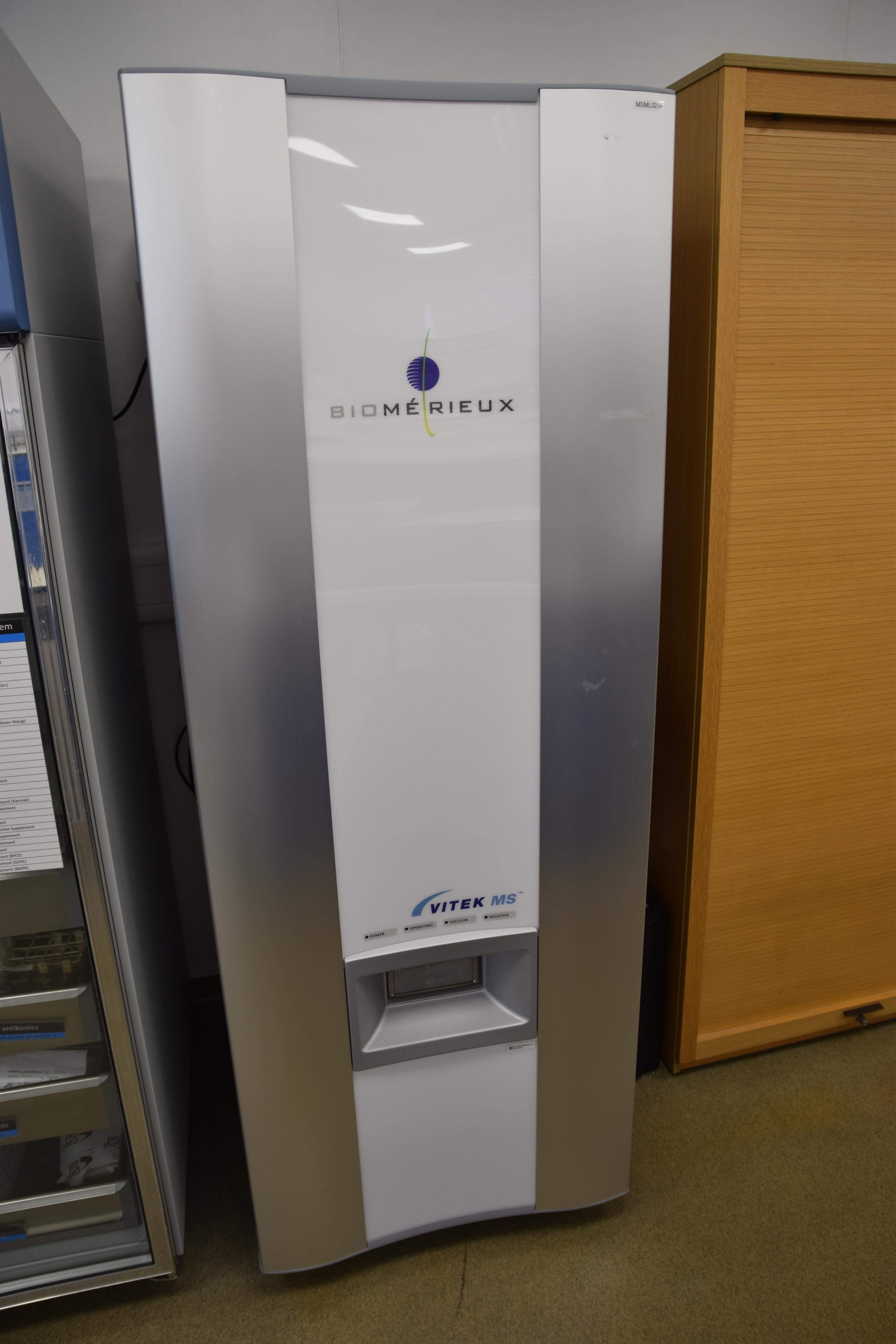 Biomerieux Vitek MS MALDI-TOF Analytical Mass Spec Good 2017 USA