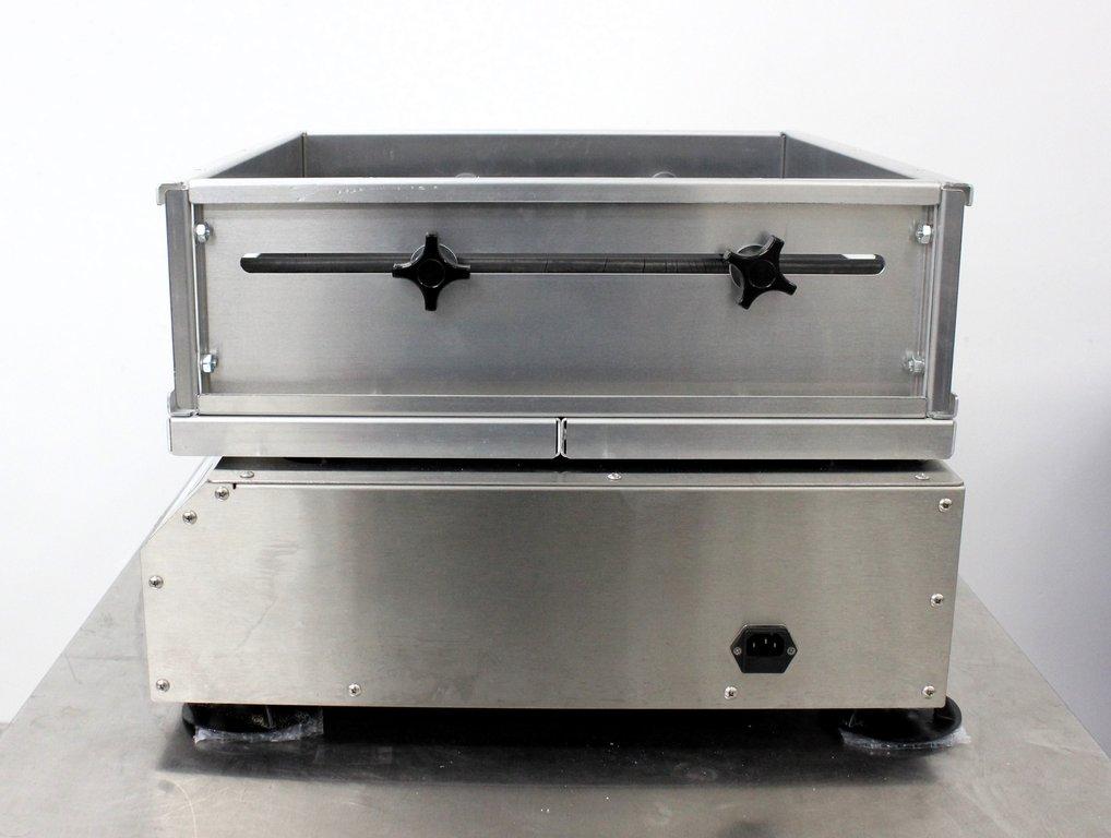 Eberbach E6140.00 Orbital Shaker 230V S/S Finish 450 RPM & 75lbs Load
