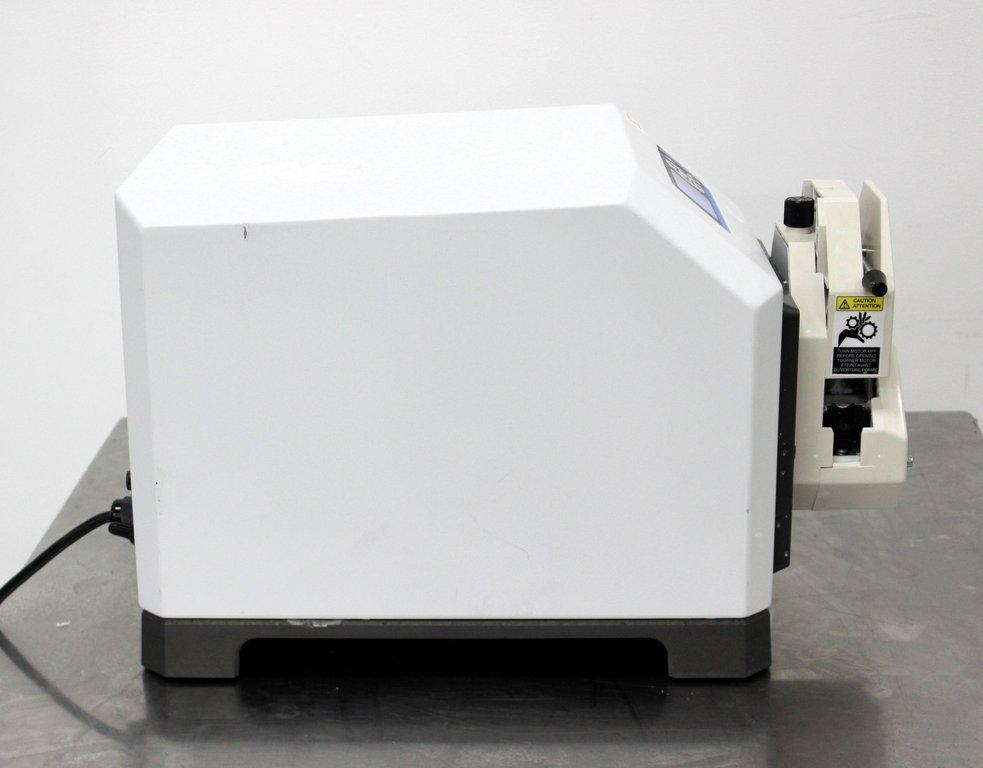 MasterFlex 77420-20 Pump w/Easy Load Head 115V-230V 8LPM Flow Rate