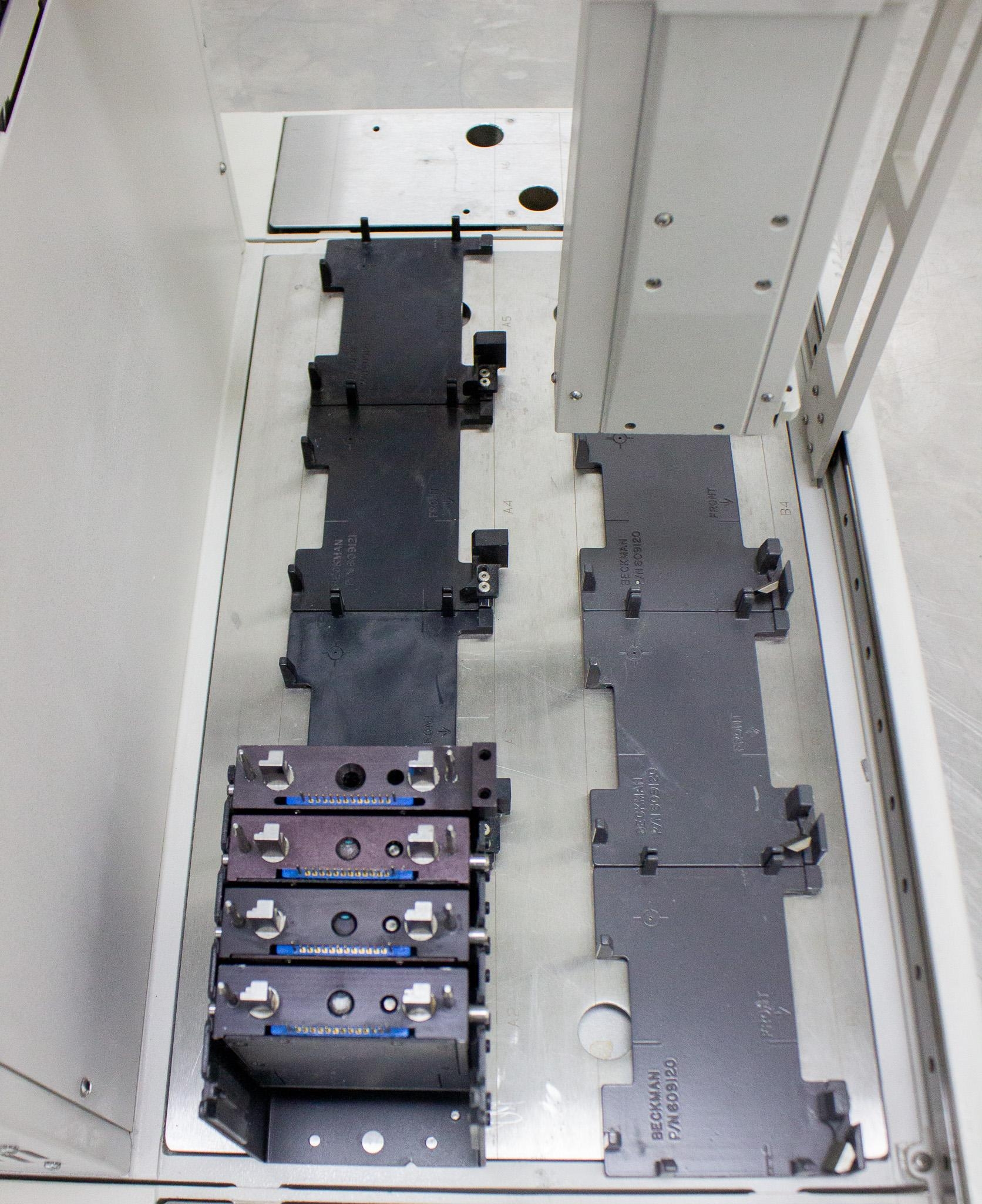 Beckman Coulter Biomek 2000 Automated Liquid Handling Workstation 120V 220V